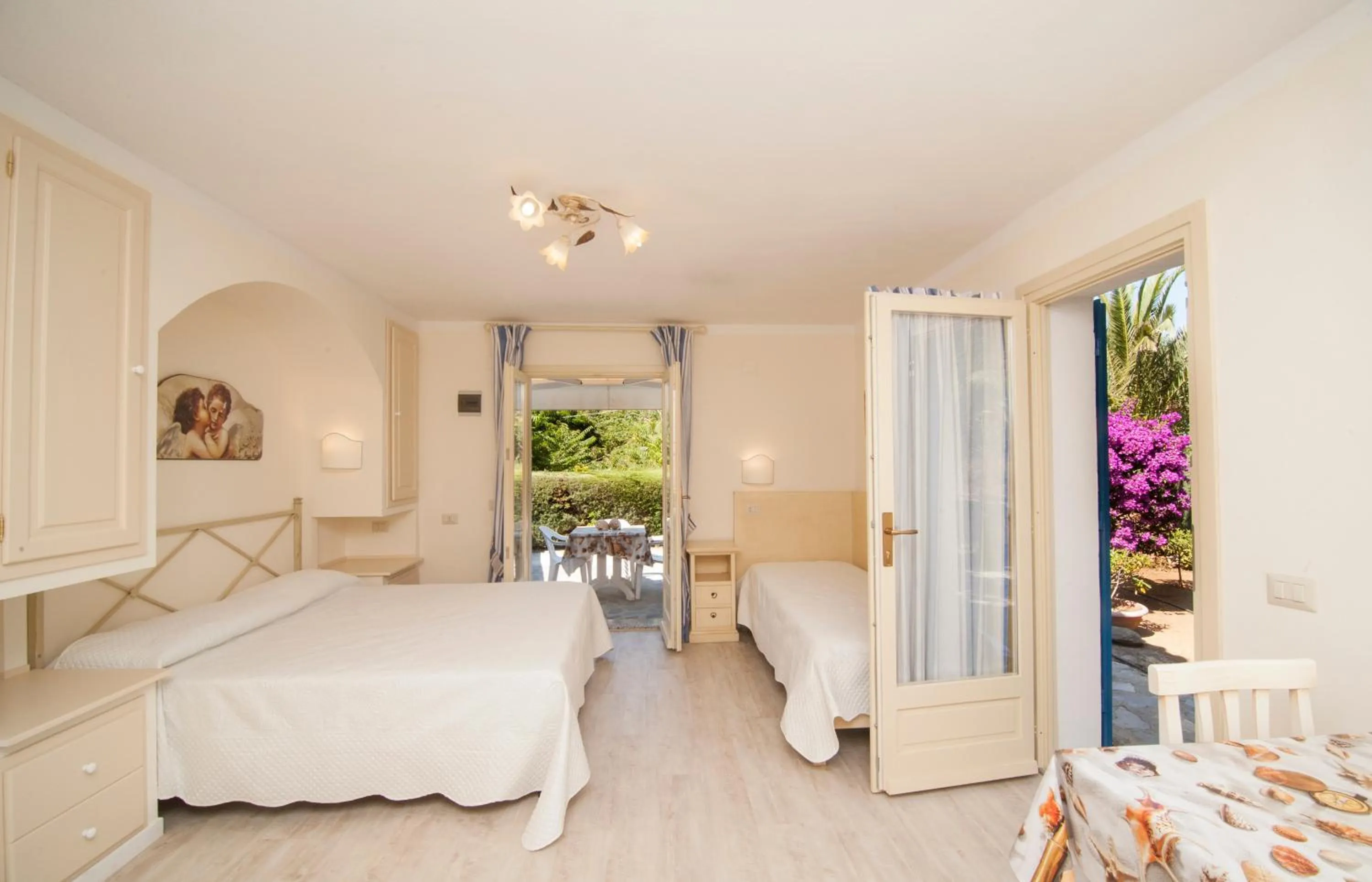 Day, Bed in Residential Hotel Villaggio Innamorata