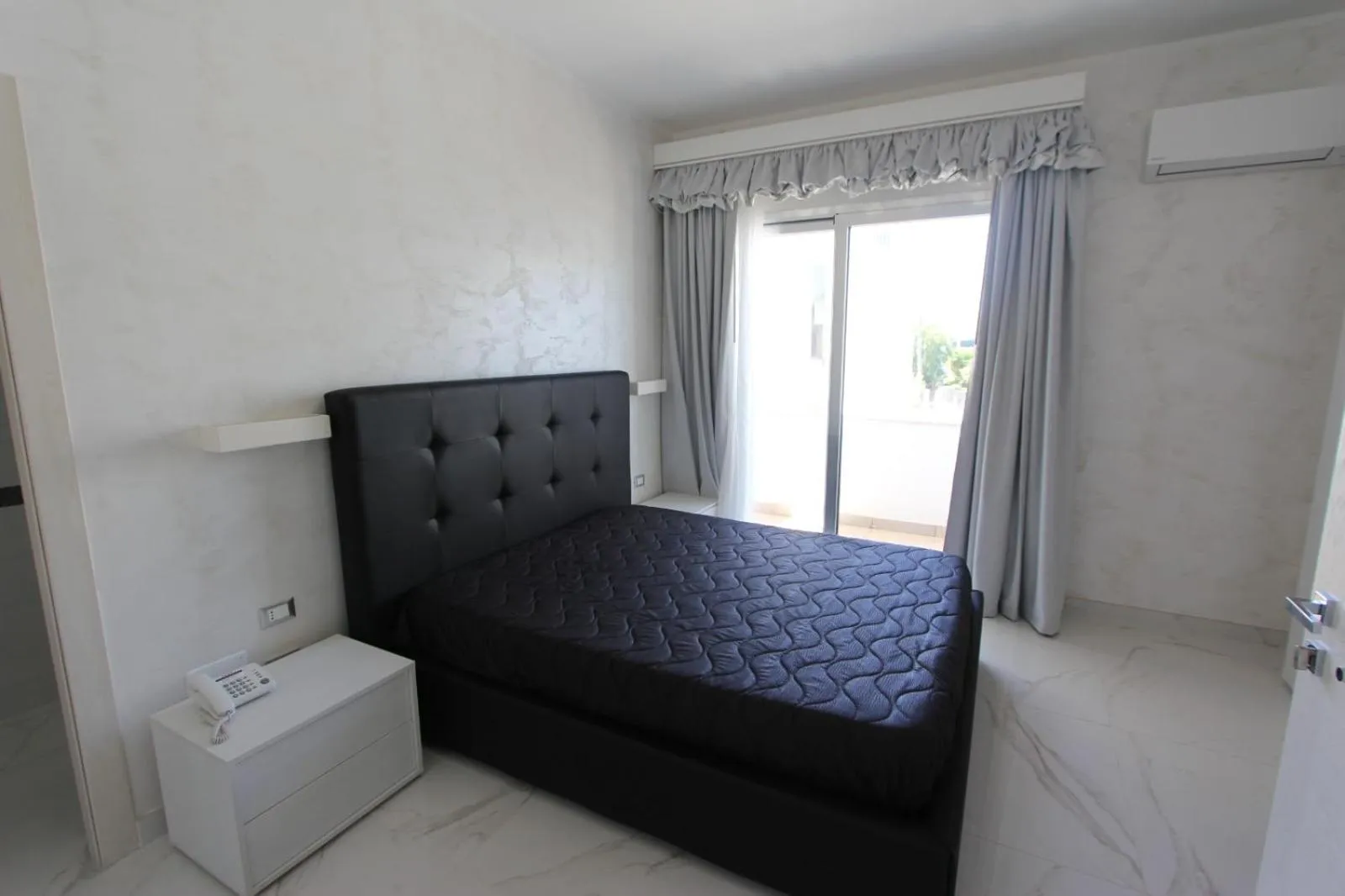 Bedroom, Bed in Hotel Presidente