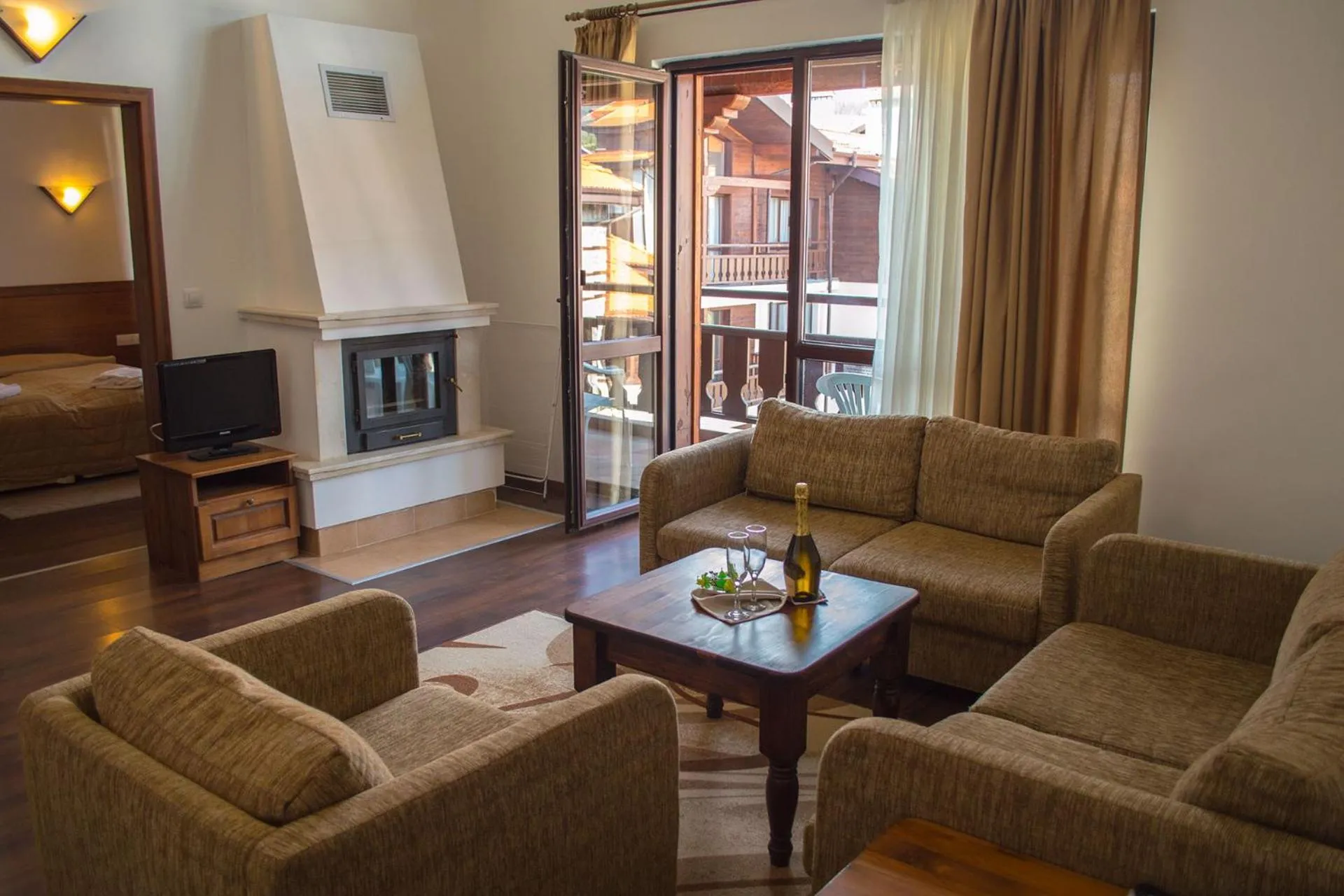 Winslow Infinity Aparthotel