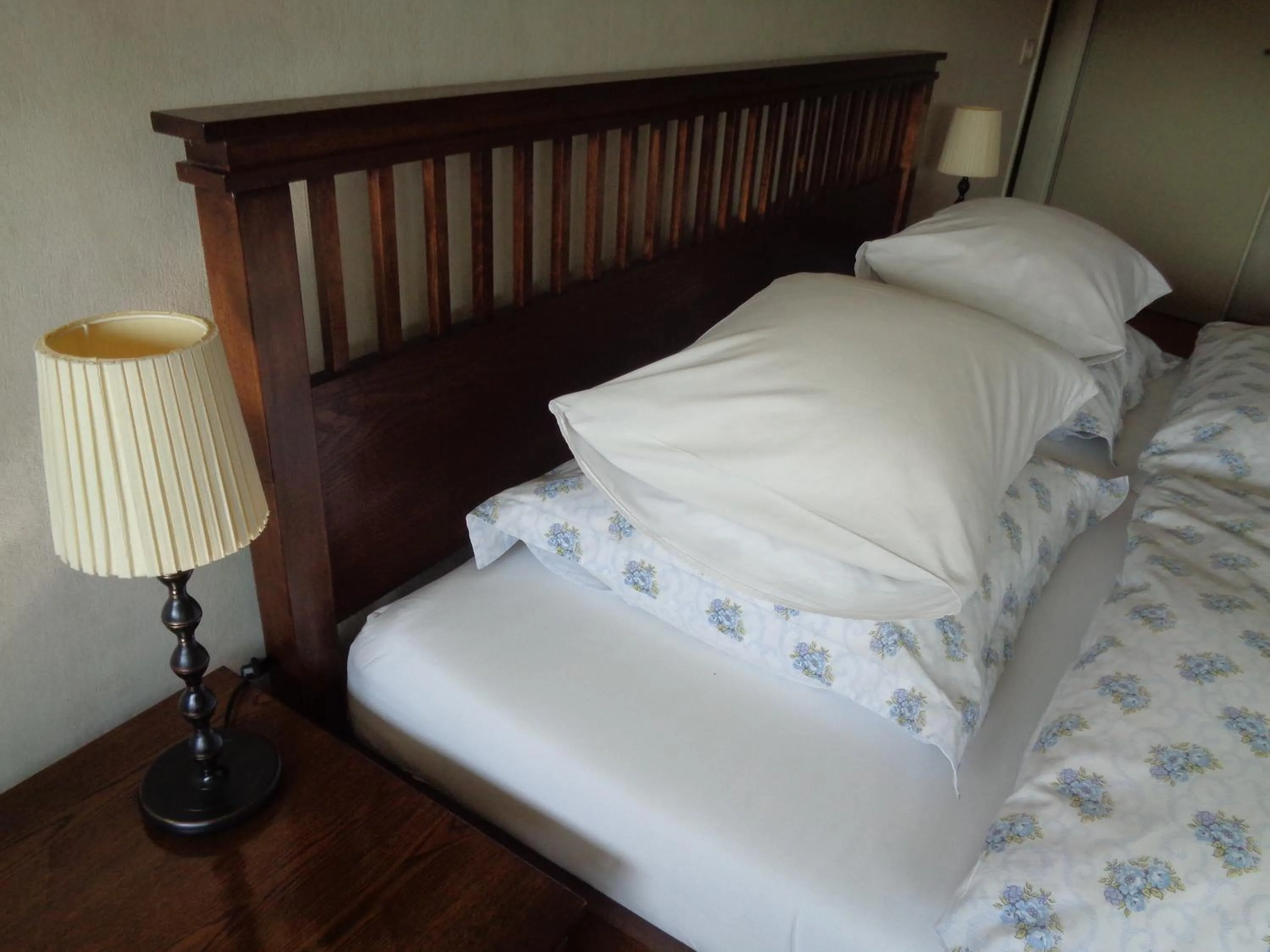 Photo of the whole room, Bed in B&B Korendijk