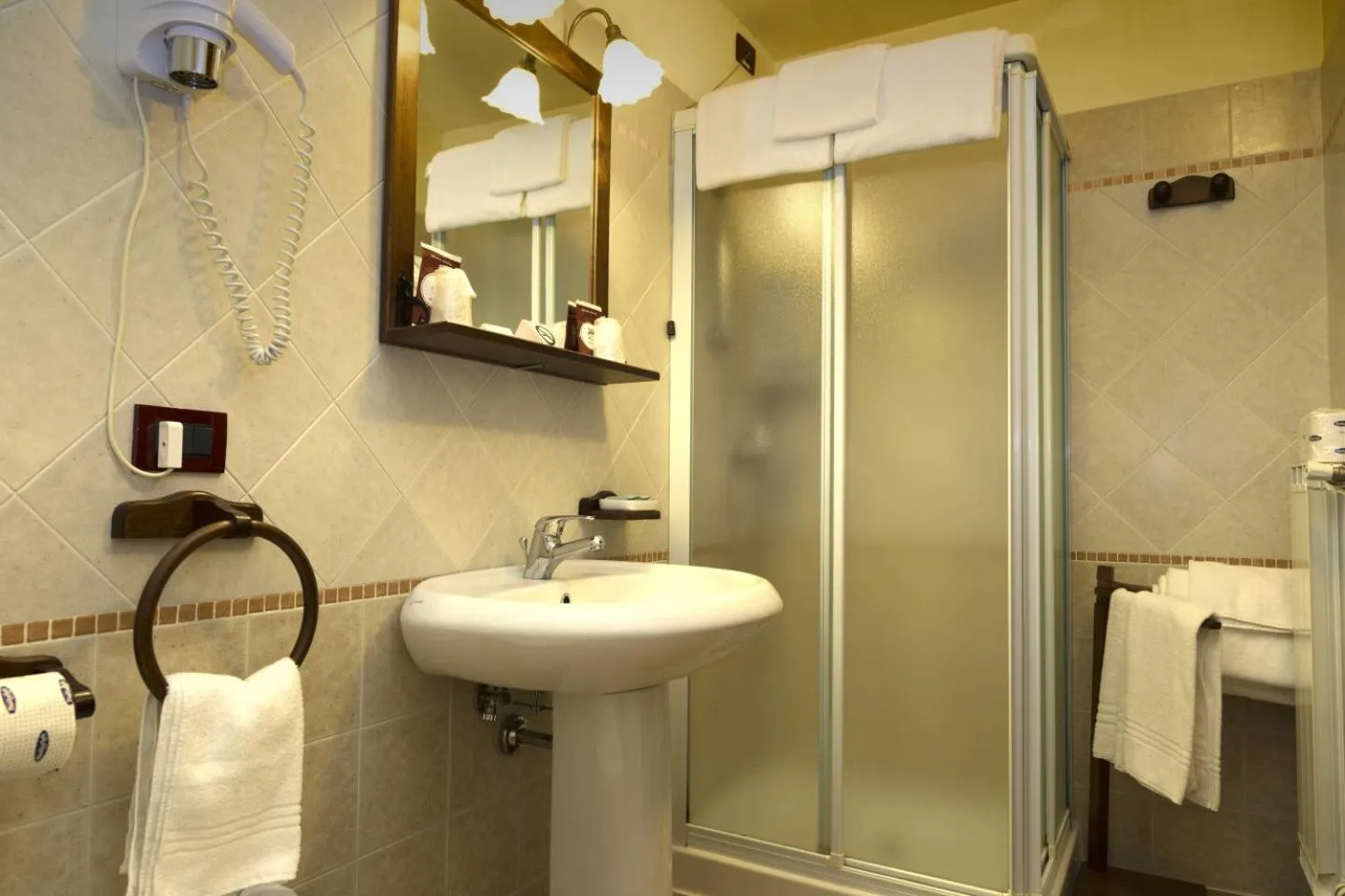 Shower in Hotel Antico Casale