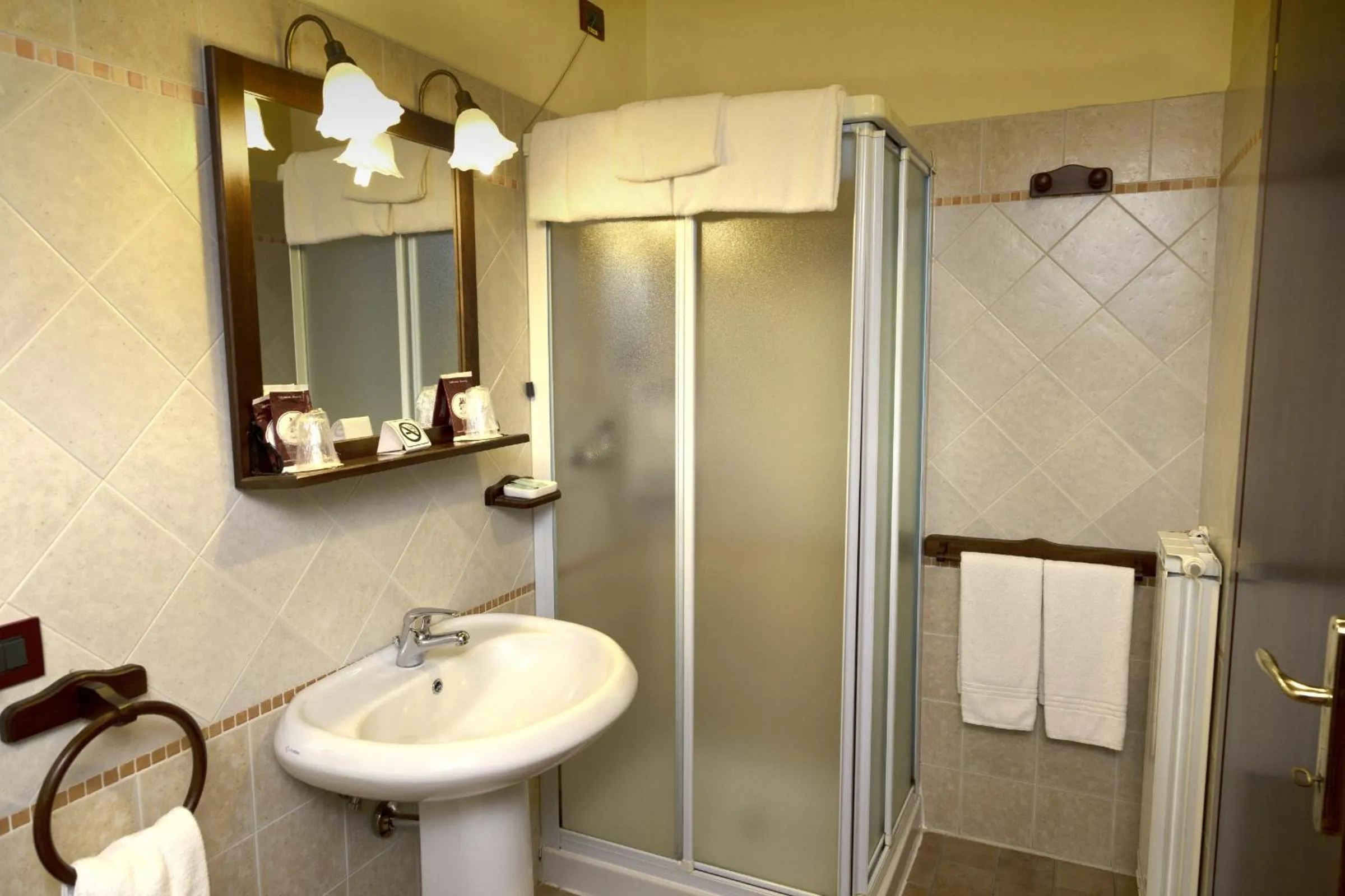 Bathroom in Hotel Antico Casale