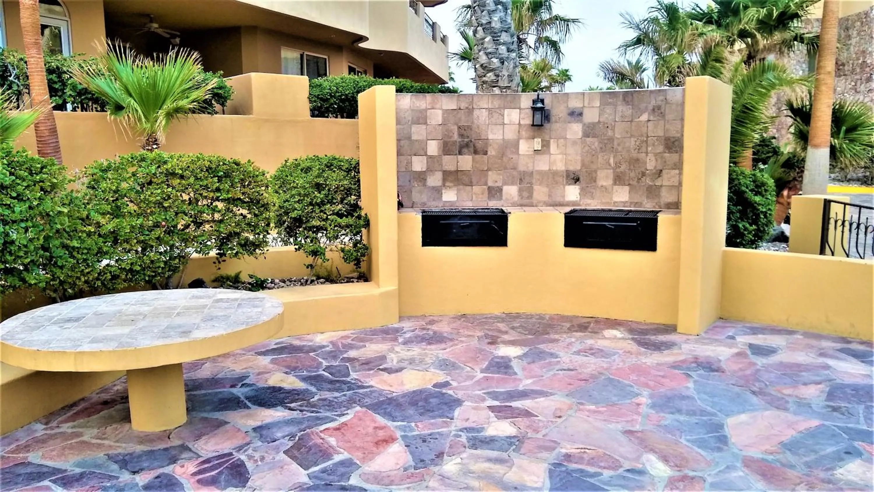 Patio in Bella Sirena 601-B -Stylish Condo in Oceanfront Resort