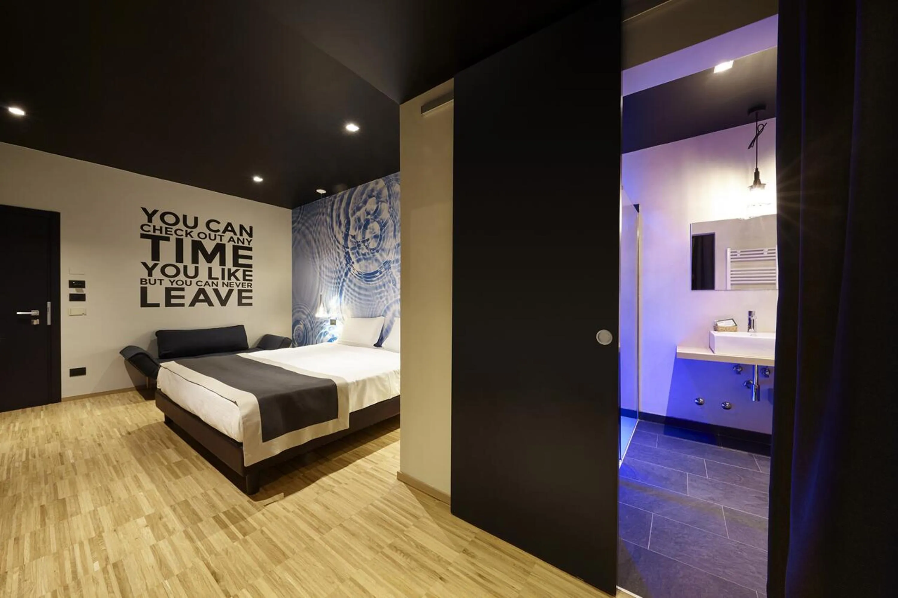 Photo of the whole room, Bed in Hotel Aqua