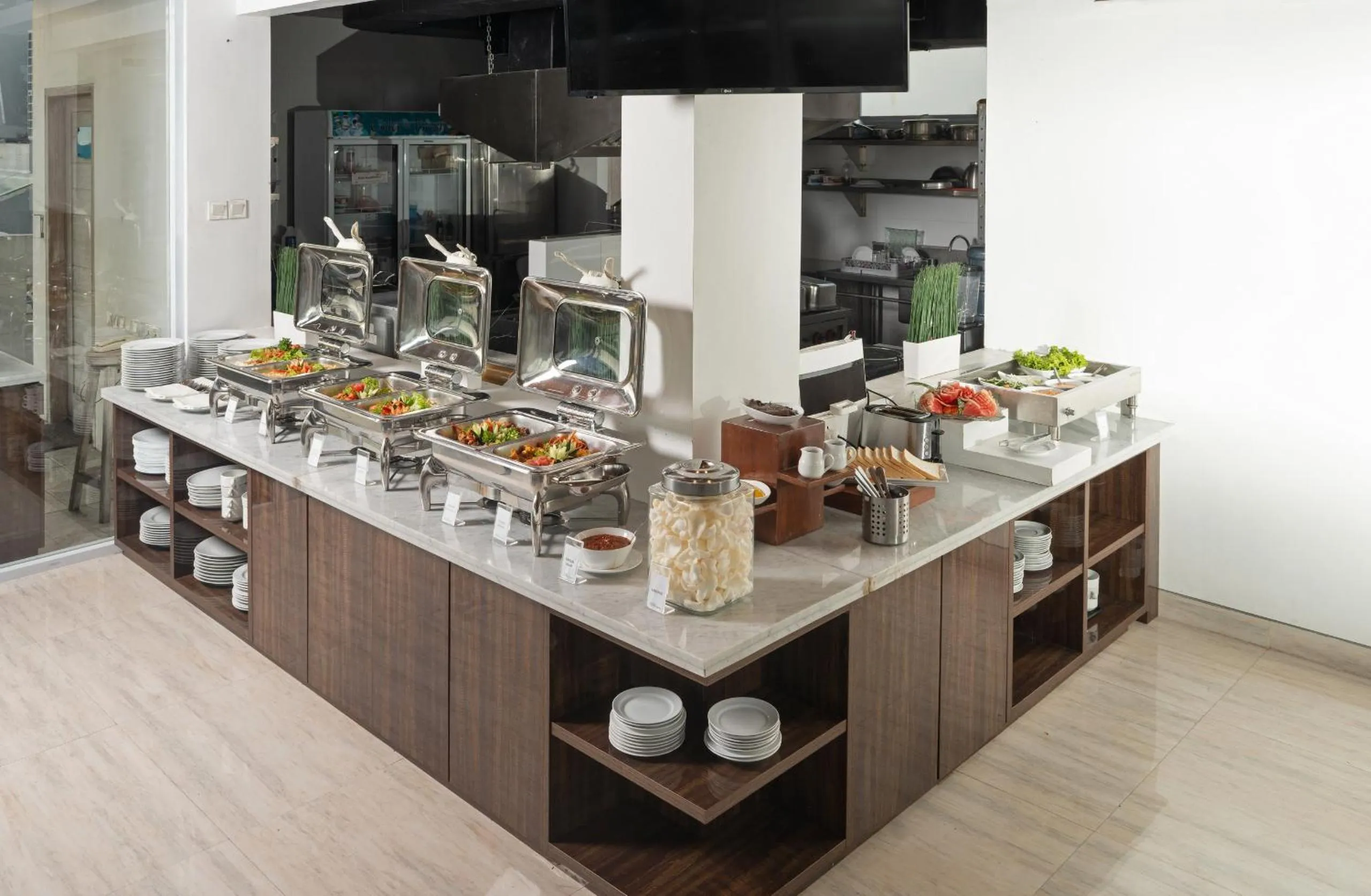 Breakfast in Boss Legian Hotel Powered by Archipelago