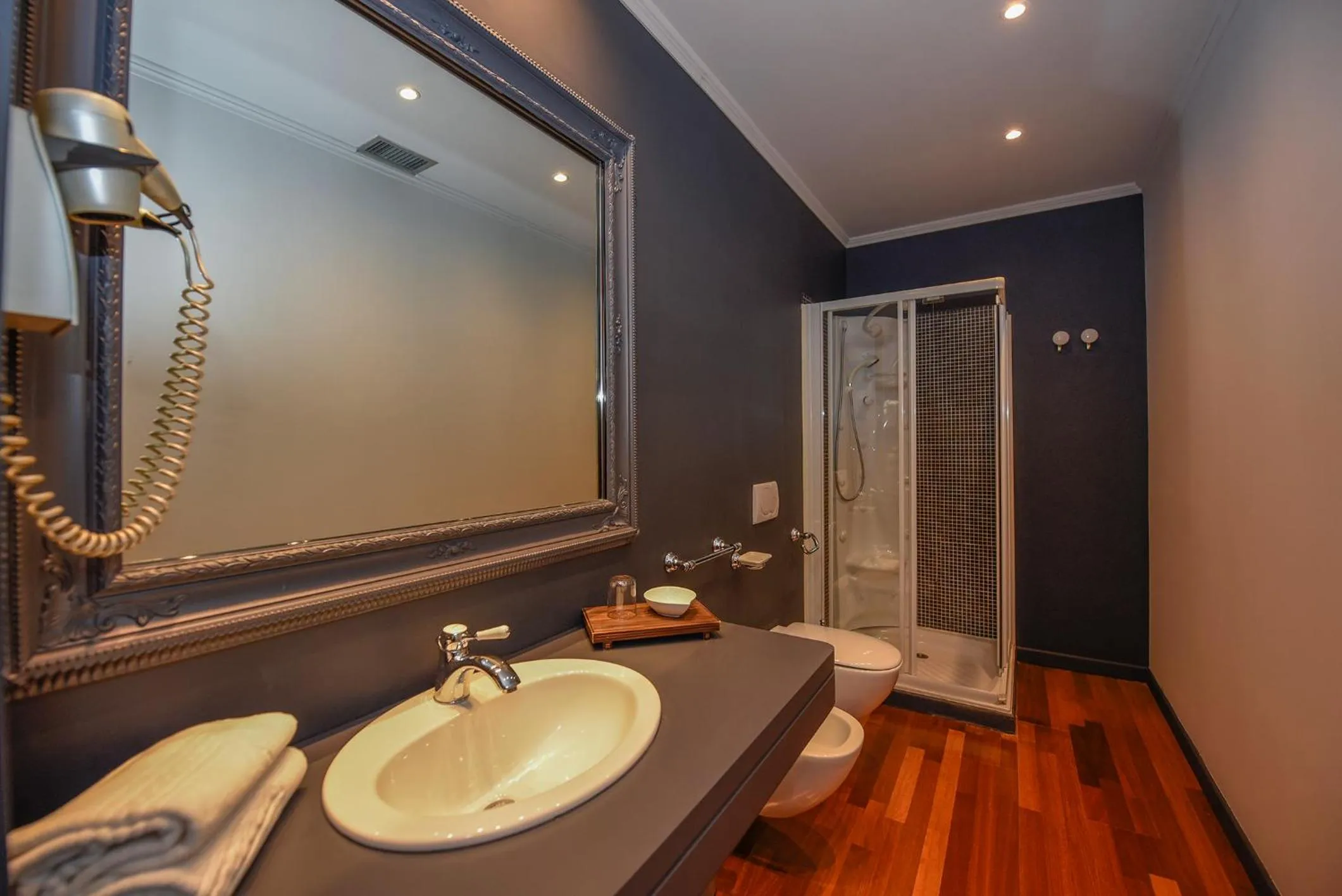 Bathroom in The Tuscanian Hotel