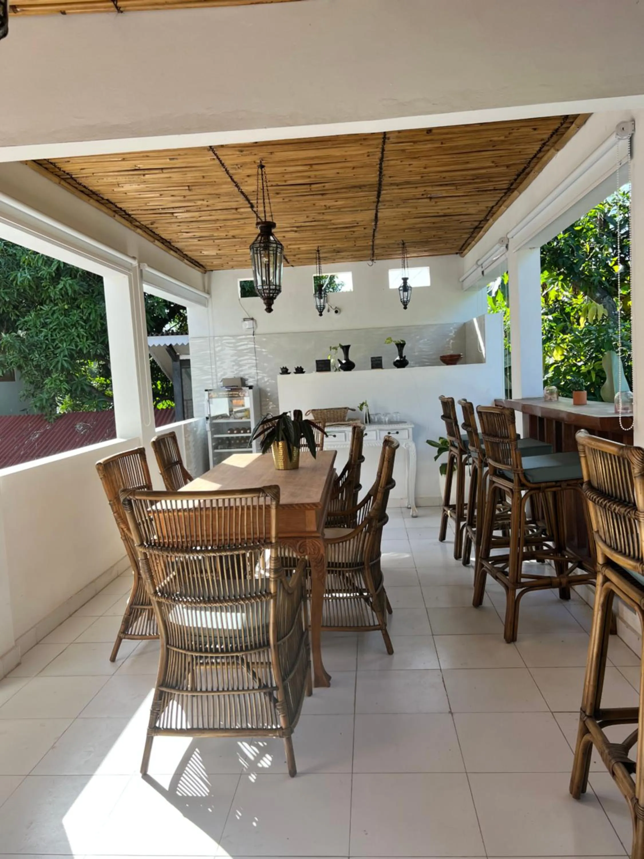 Restaurant/places to eat in Naia Lombok