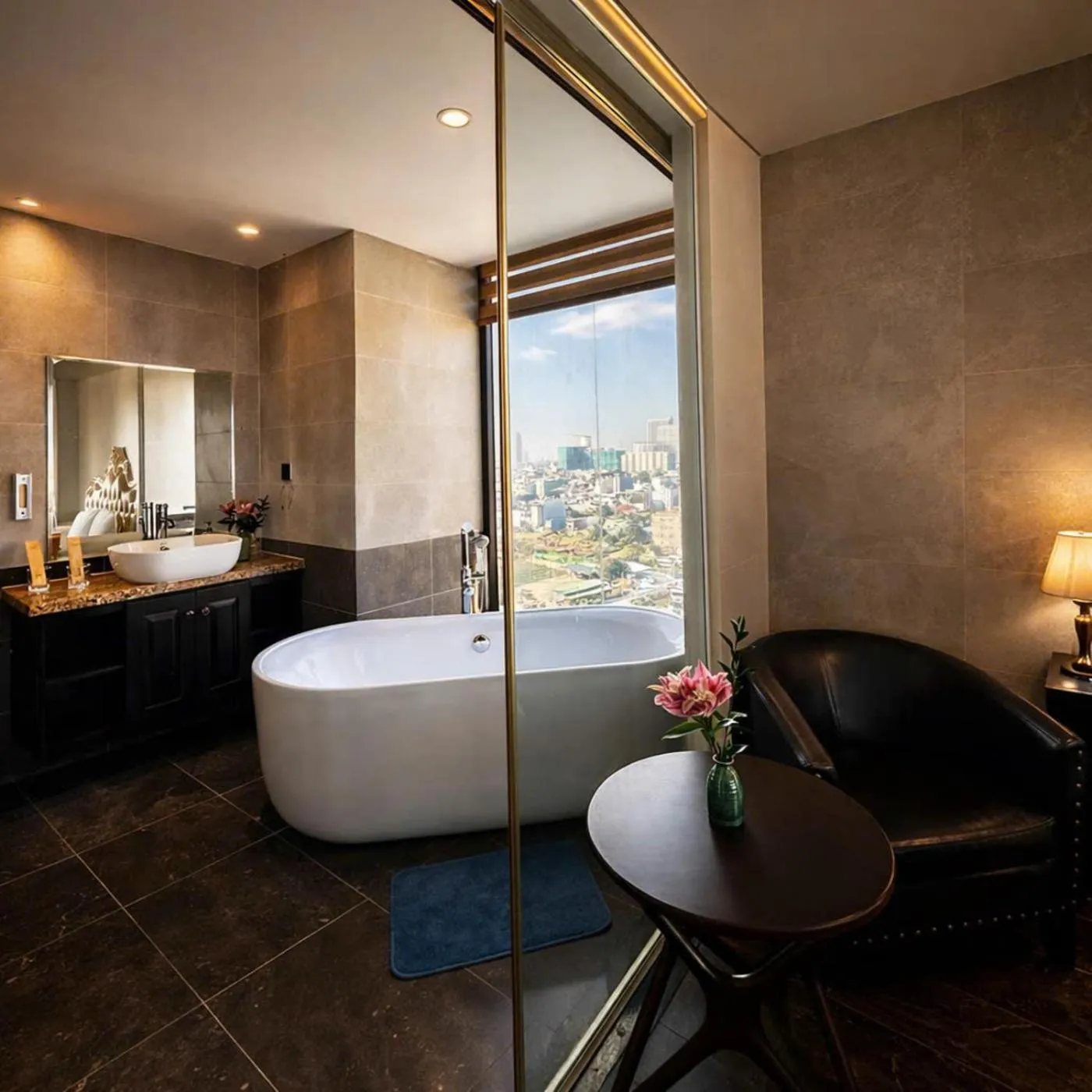 Shower in Century Hotel Da Nang