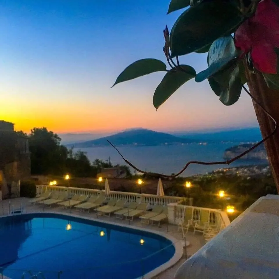 Photo of the whole room in Hotel Iaccarino