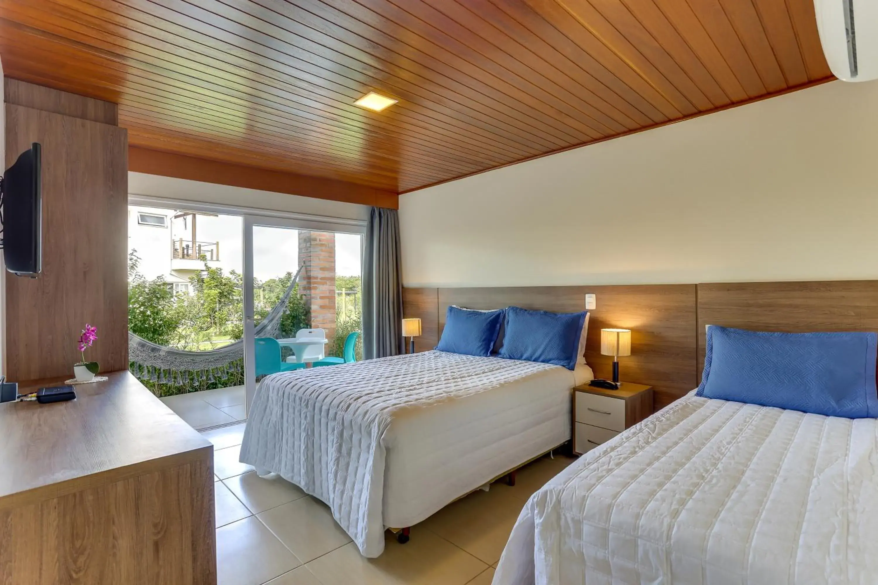 Triple Room Ground Floor in Pousada Ilha Faceira Triple Room Ground Floor in Pousada Ilha Faceira