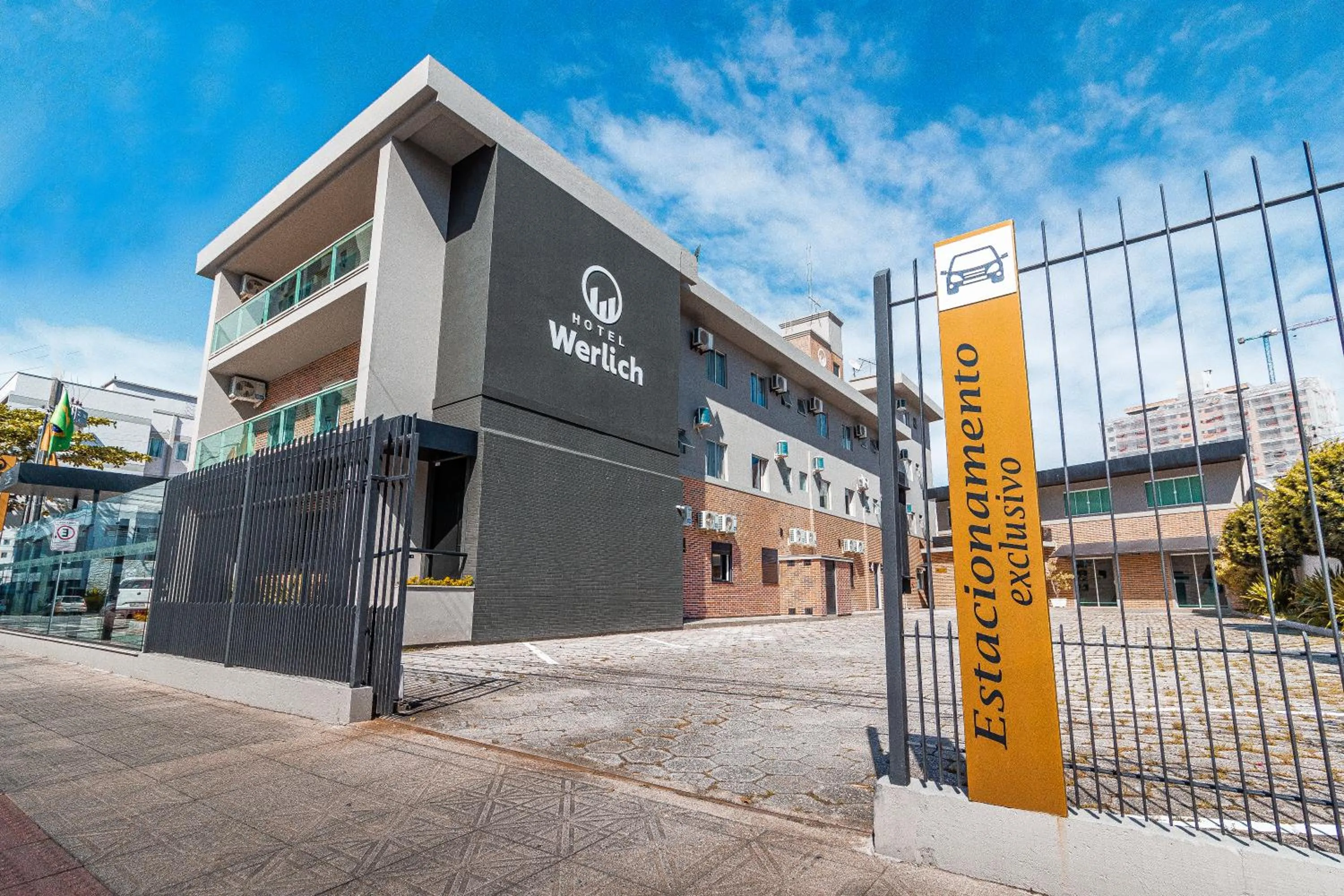 Facade/entrance in Hotel Werlich