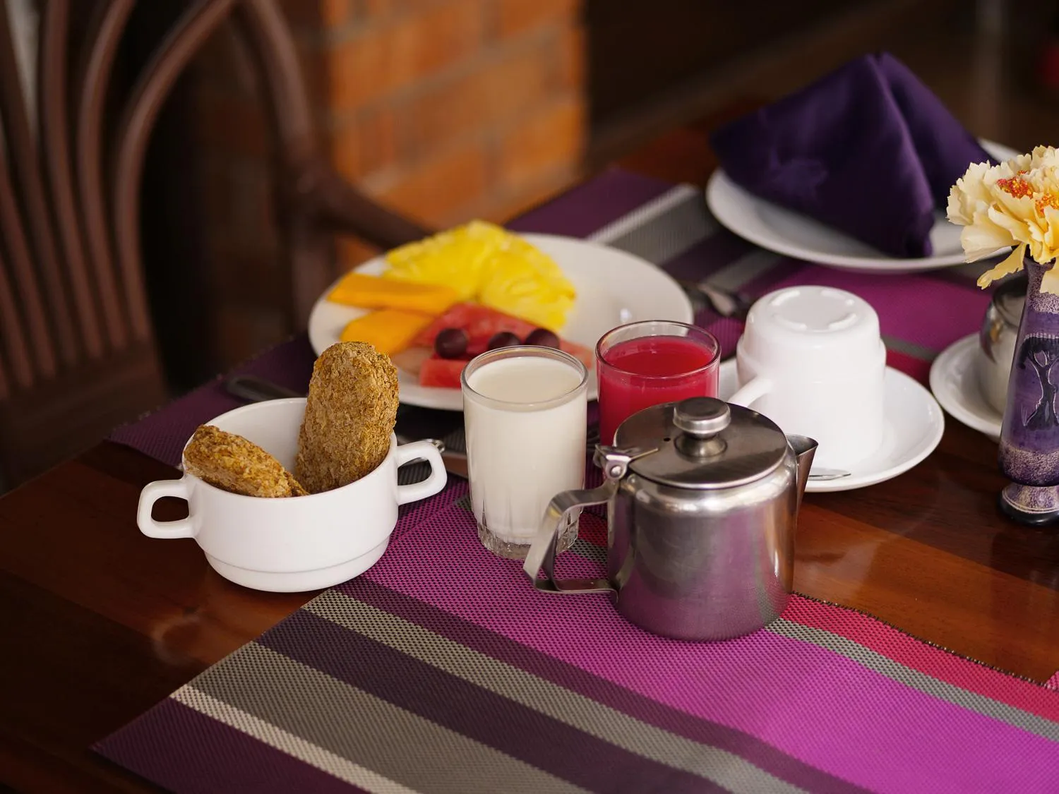 Breakfast in HOTEL CENTRAL PARK & CONFERENCE CENTRE