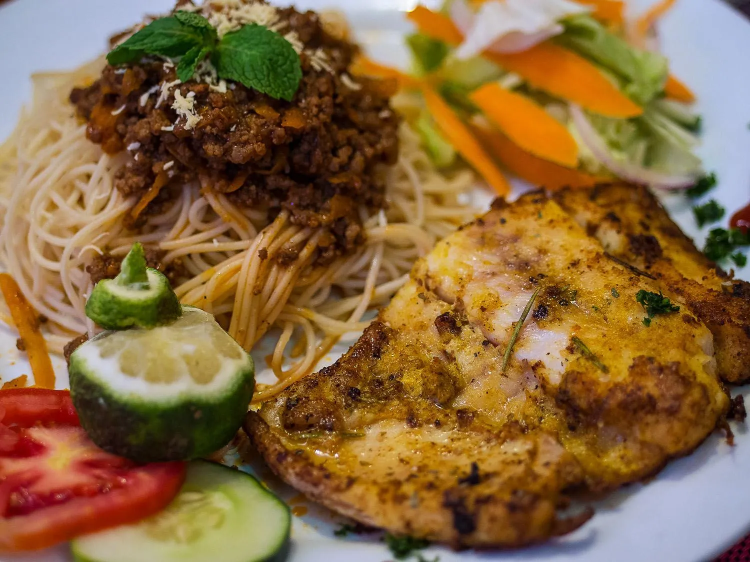 Restaurant/places to eat in HOTEL CENTRAL PARK & CONFERENCE CENTRE