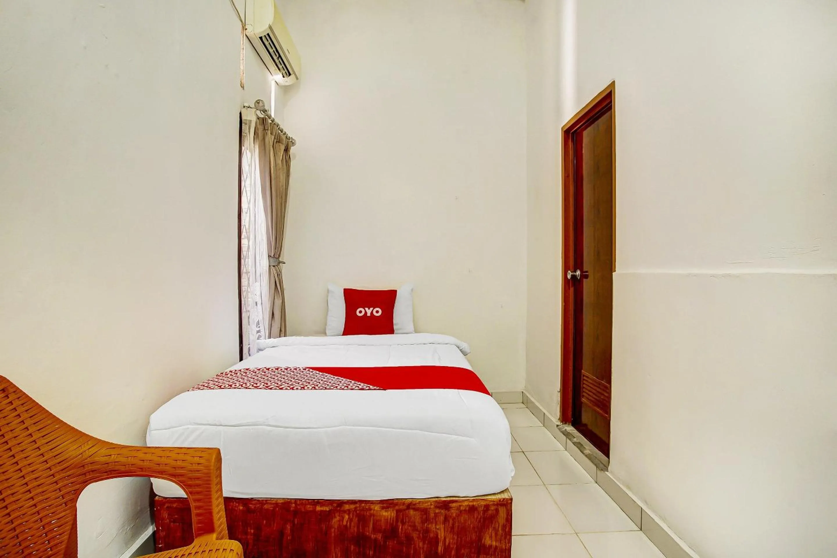 Bedroom, Bed in Hotel O Homestay Syariah