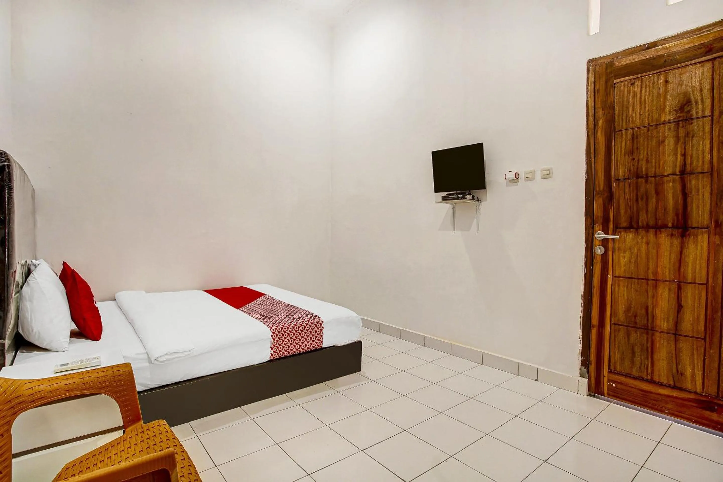 Bedroom, Bed in Hotel O Homestay Syariah