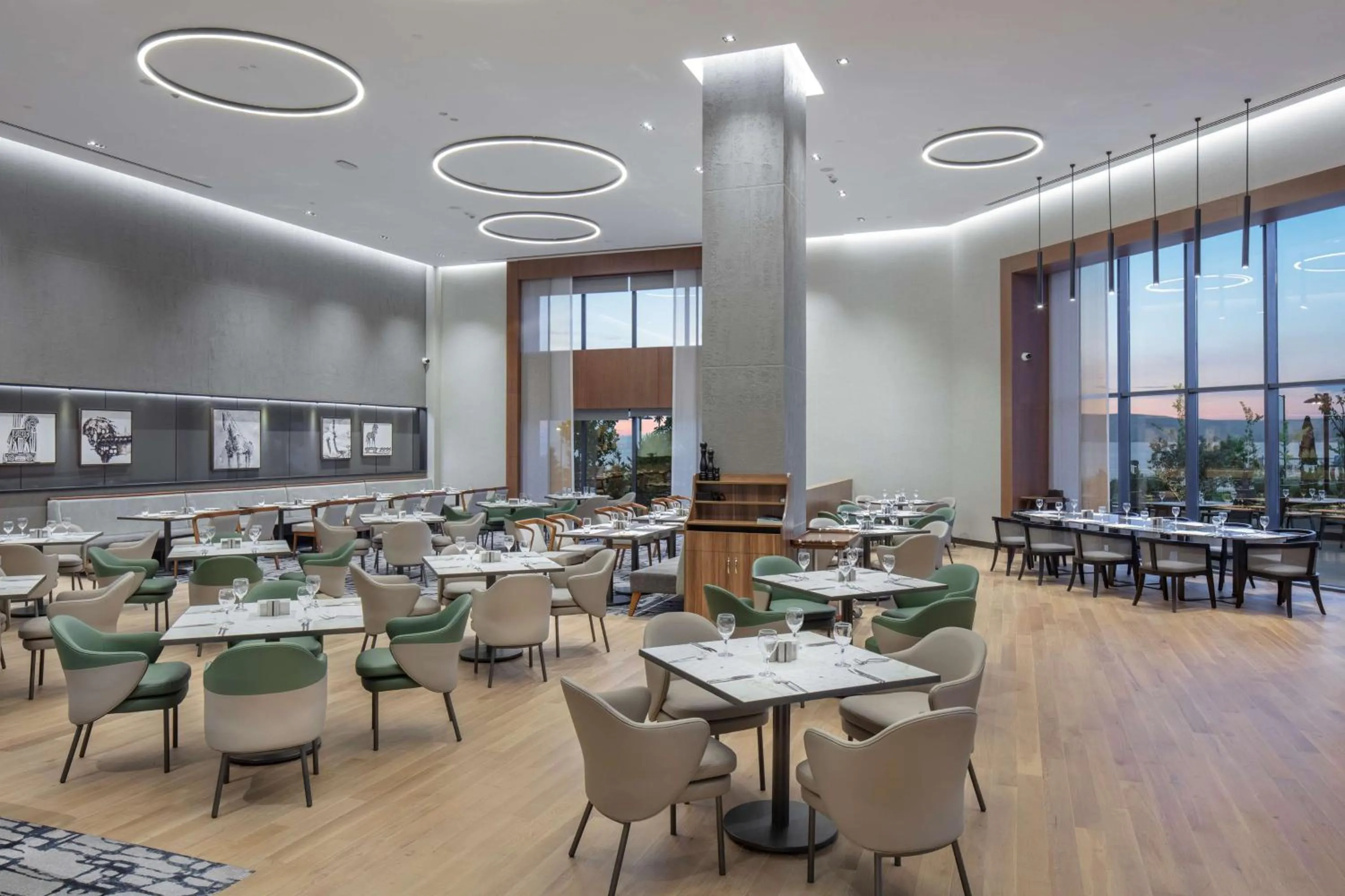 Restaurant/places to eat in Doubletree By Hilton Canakkale