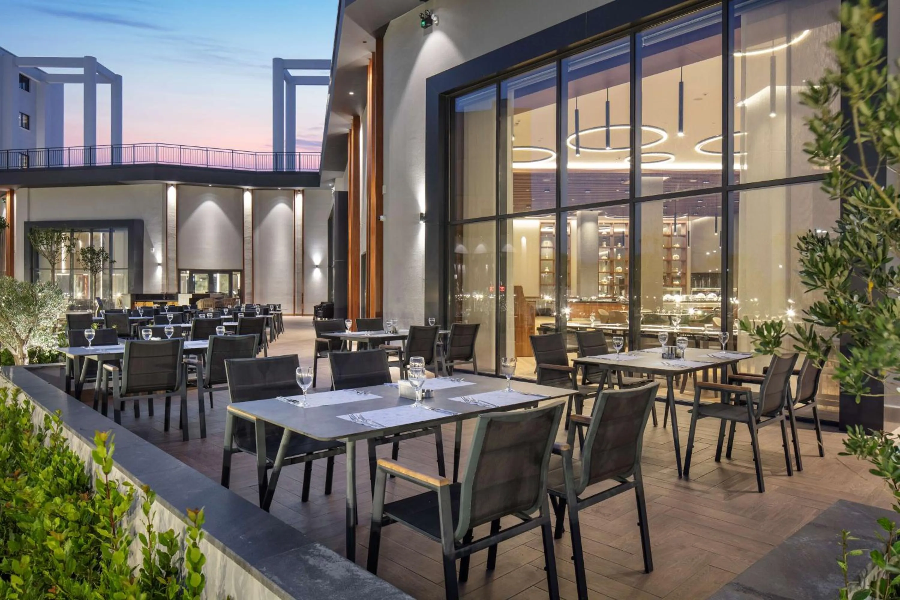 Restaurant/places to eat in Doubletree By Hilton Canakkale