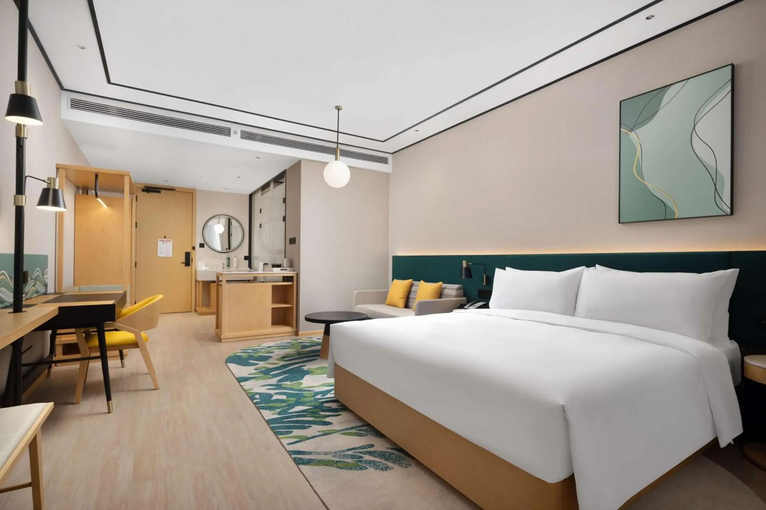 Deluxe King Room with Sofa Bed in Hilton Garden Inn Rizhao High-Tech Zone Deluxe King Room with Sofa Bed in Hilton Garden Inn Rizhao High-Tech Zone