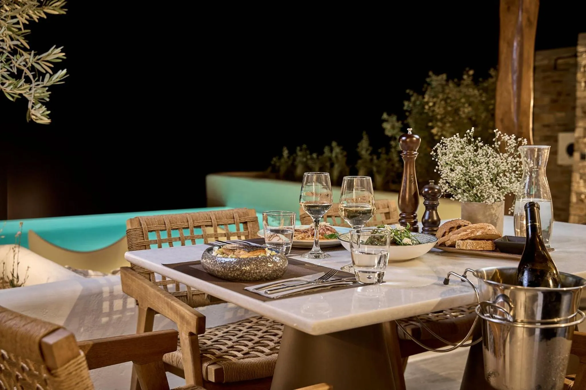 Food in Ios Grand Pool Suites