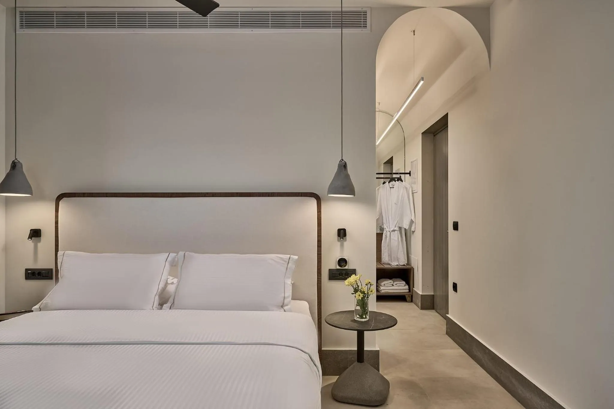 Bed in Ios Grand Pool Suites