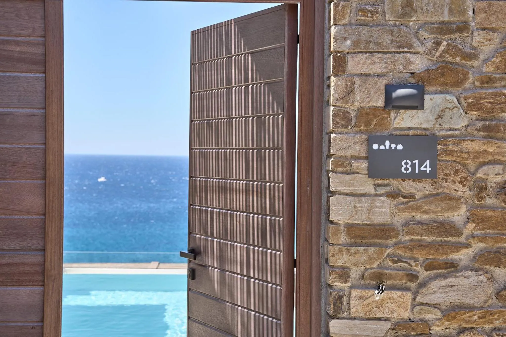 Sea view in Ios Grand Pool Suites