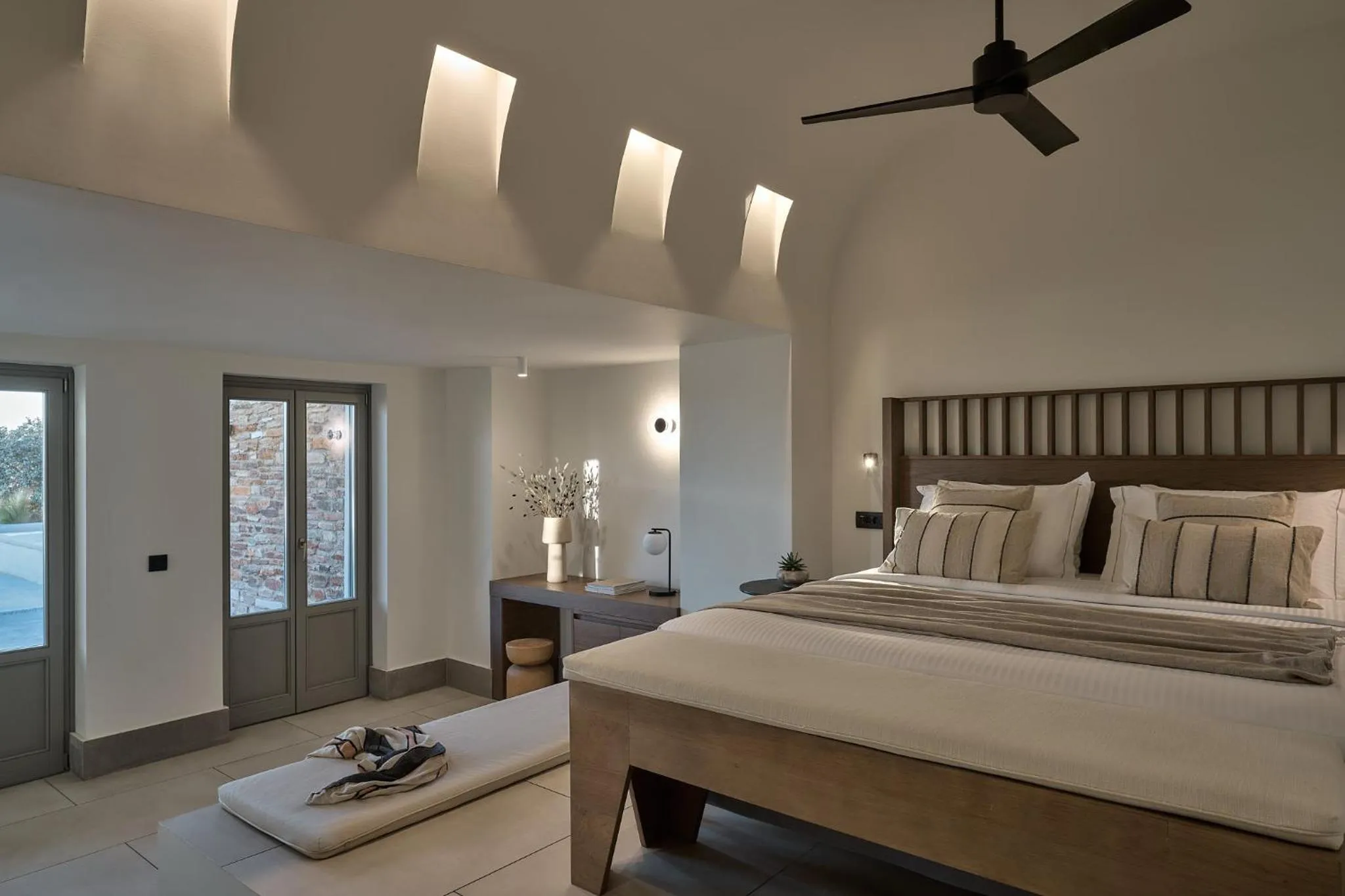 Bedroom, Bed in Ios Grand Pool Suites