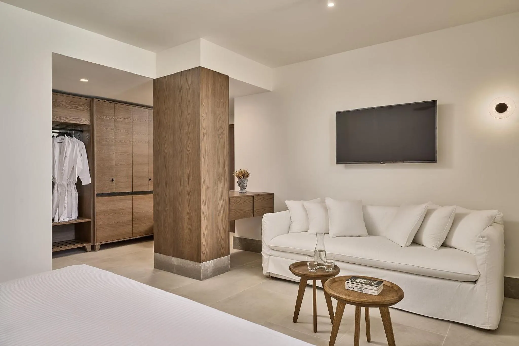 Seating area, Bed in Ios Grand Pool Suites