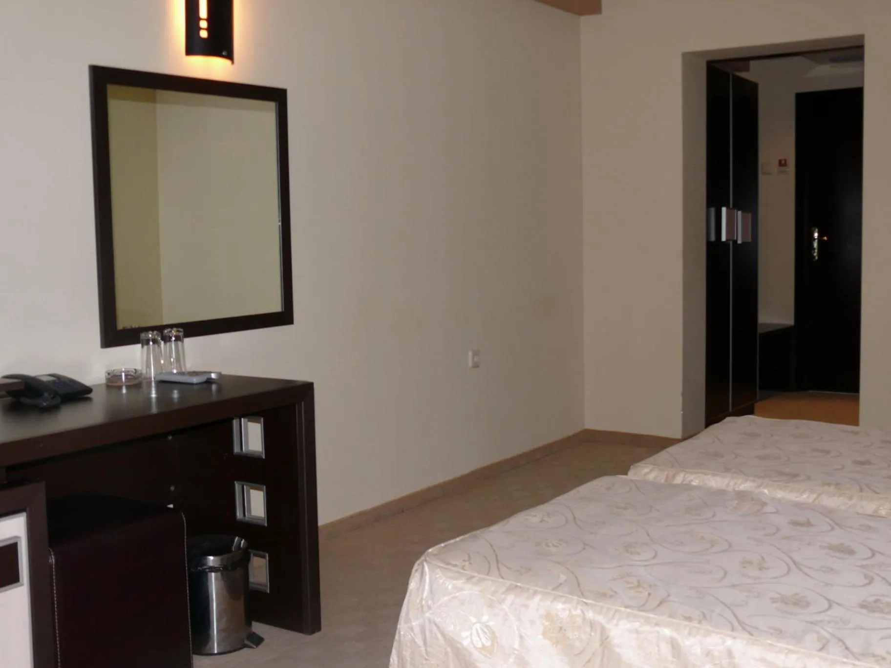 Facade/entrance, Bed in Hotel Brilliantin