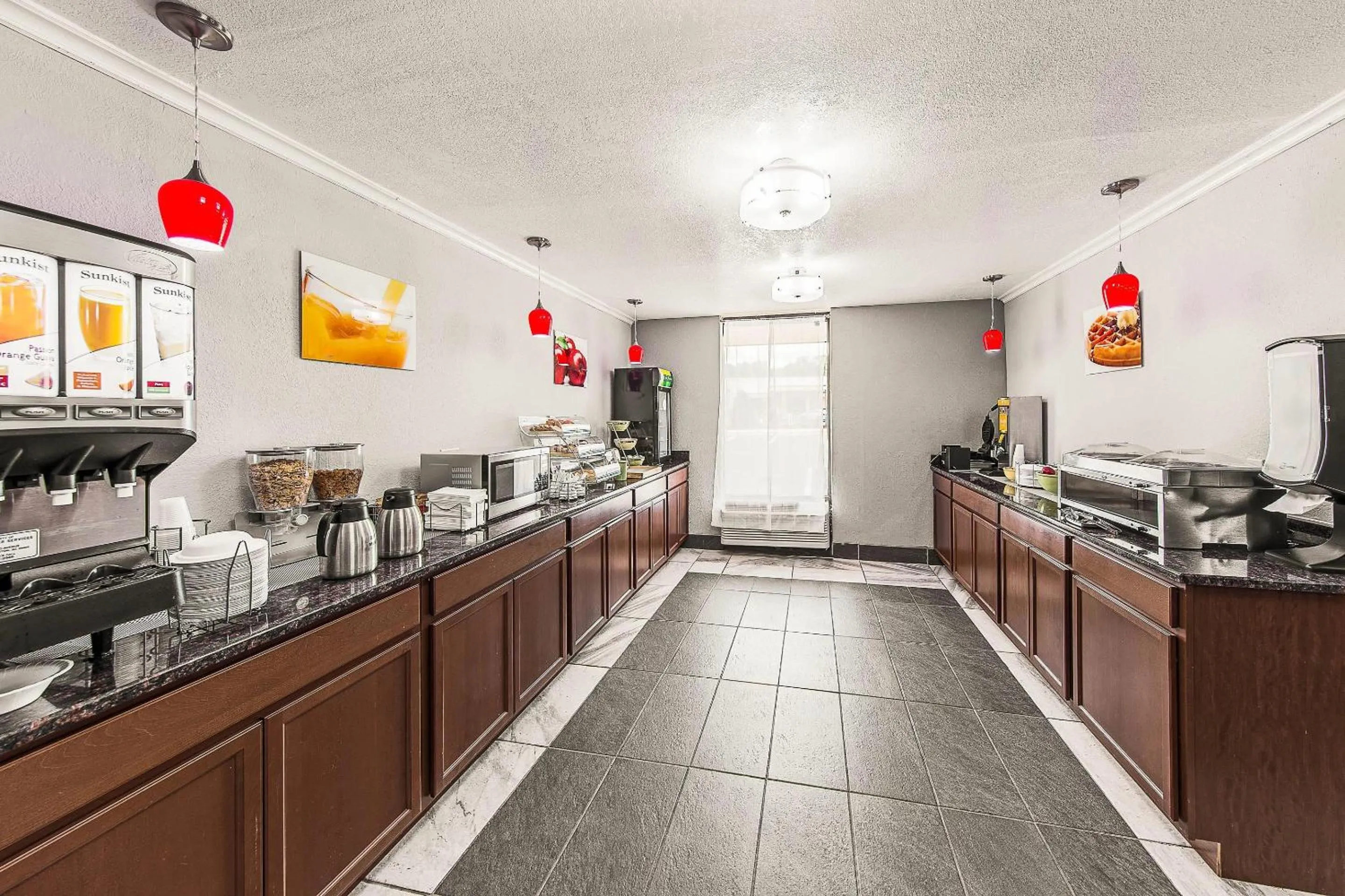 Breakfast in Quality Inn Forest City