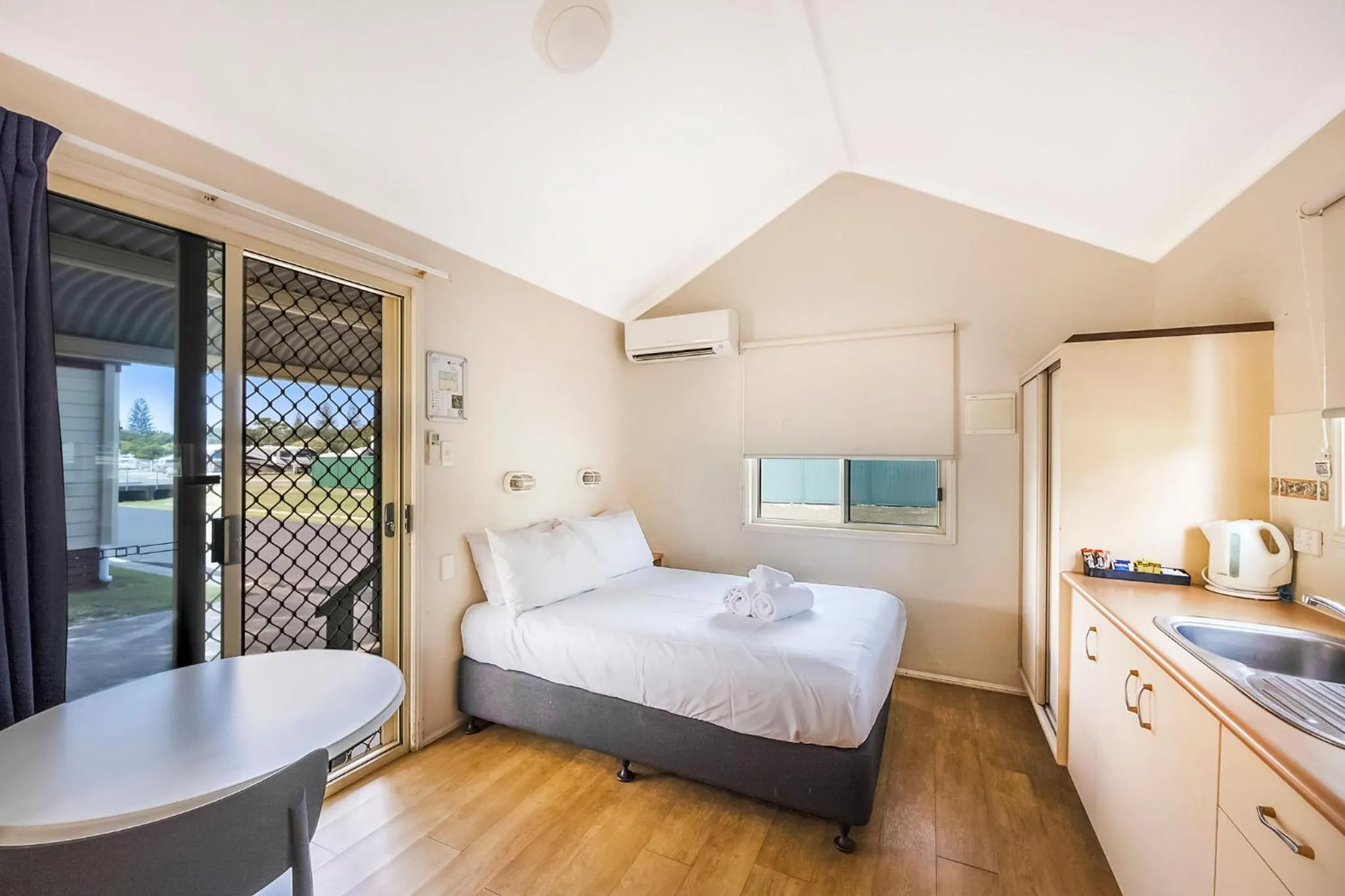 Bed in Reflections Evans Head - Holiday Park