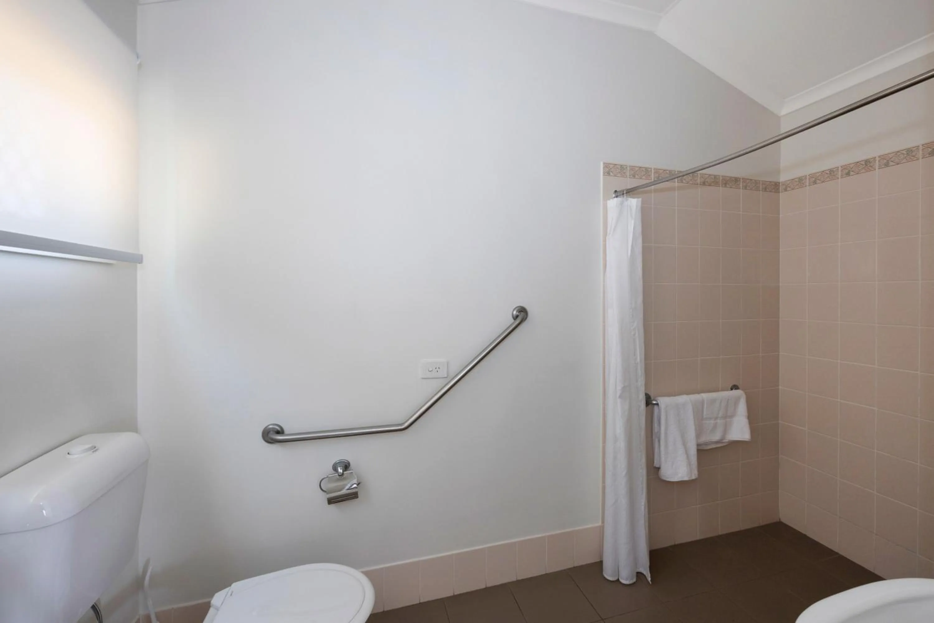 Bathroom in Reflections Ballina - Holiday Park