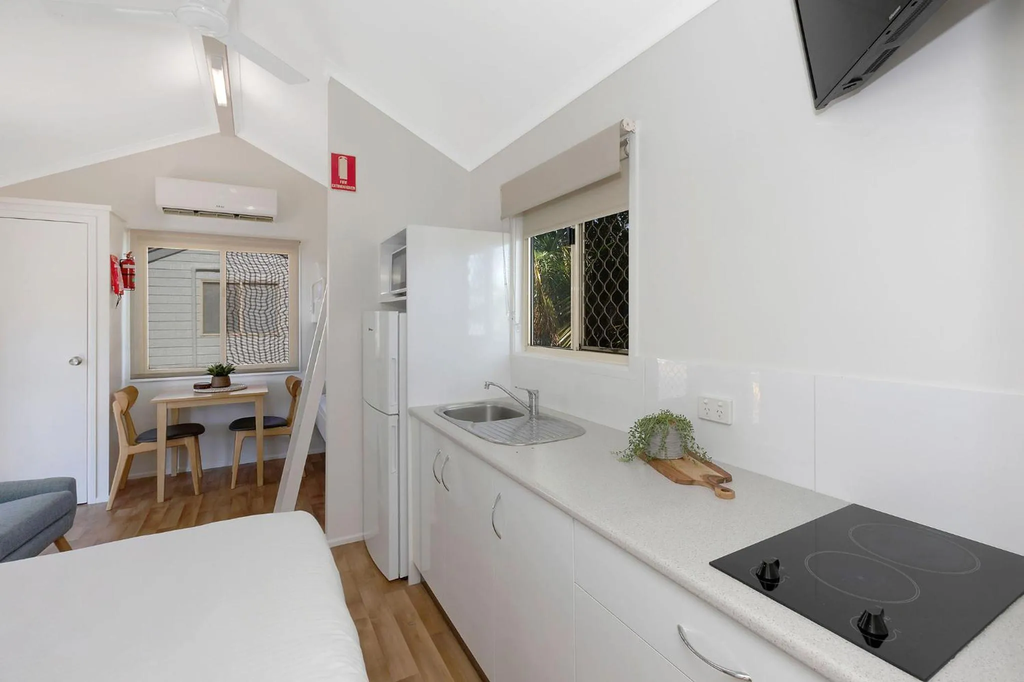 Kitchen or kitchenette in Reflections Ballina - Holiday Park