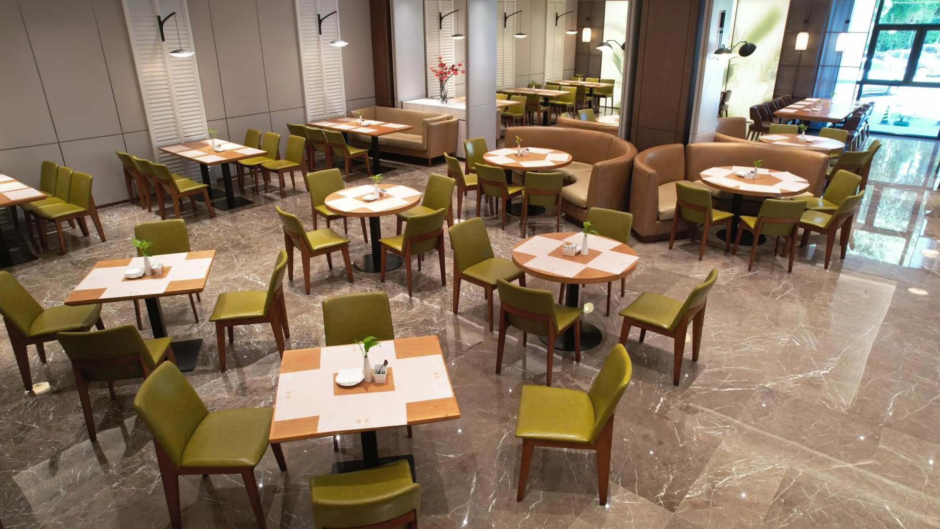 Breakfast in Rising Dragon International Hotel