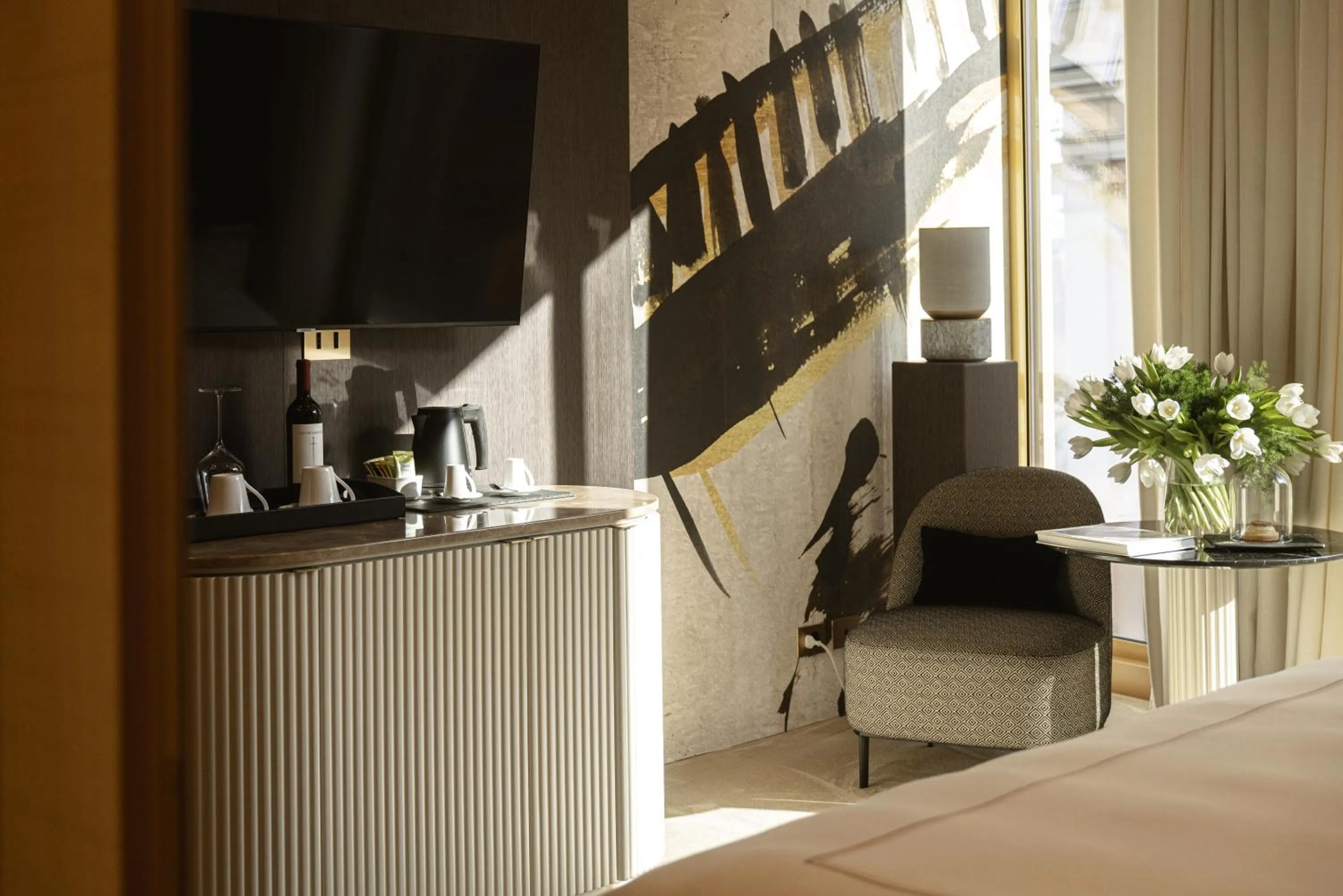 TV and multimedia, Bed in The First Musica - Preferred Hotels & Resorts