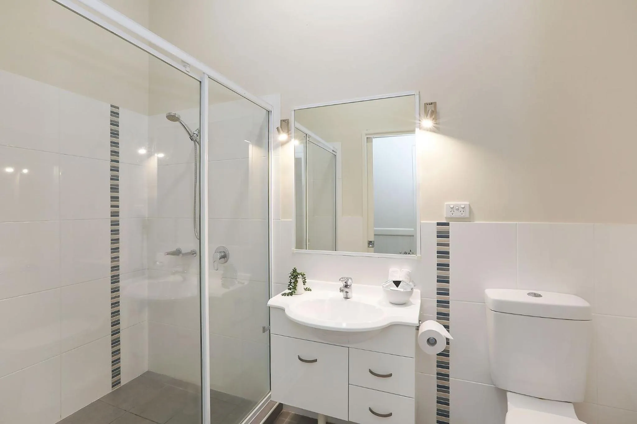 Shower in Reflections Moonee Beach - Holiday Park