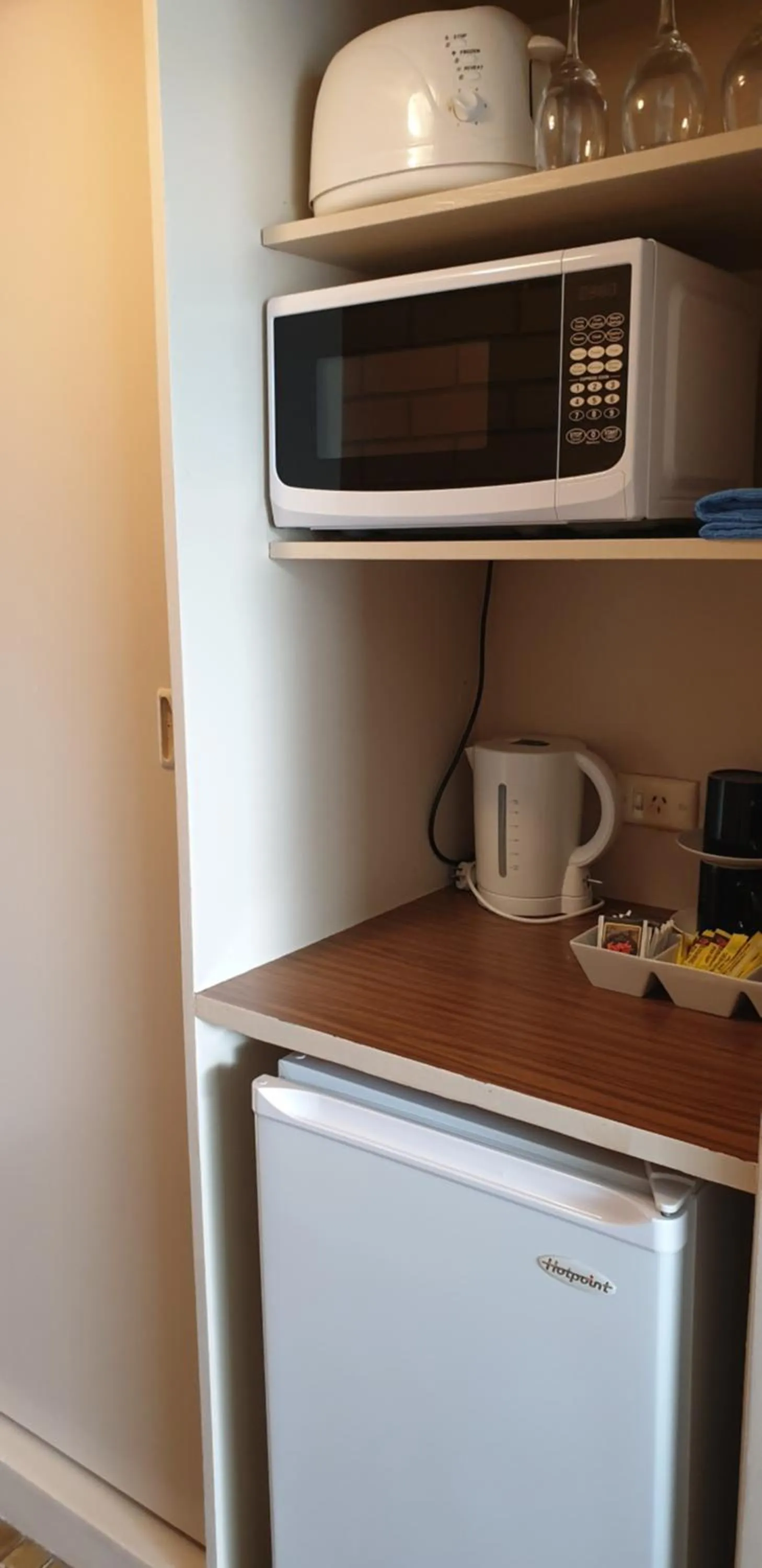 Kitchen or kitchenette in Sandpipers @ Millicent