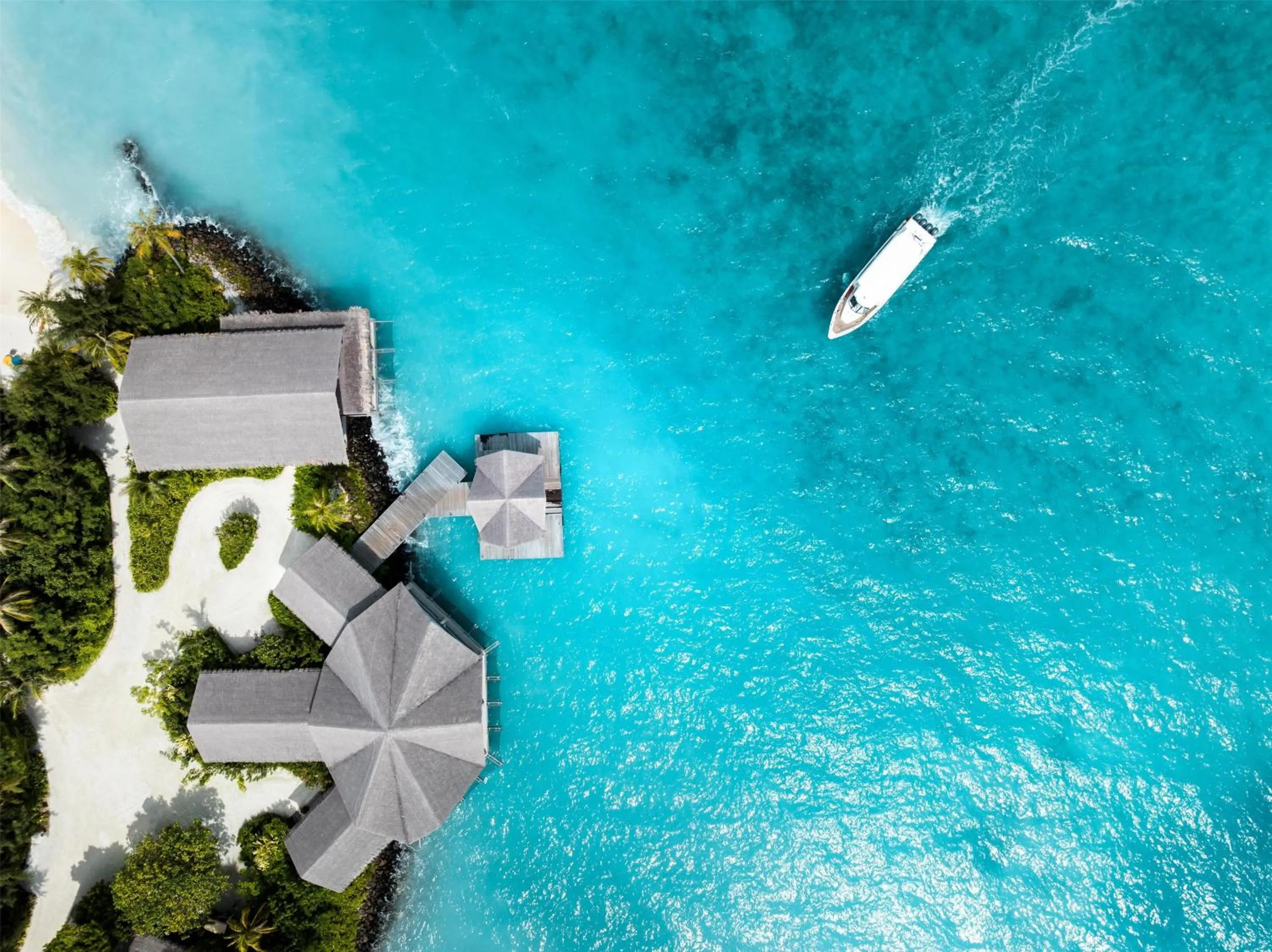 Property building in Hilton Maldives Amingiri Resort & Spa