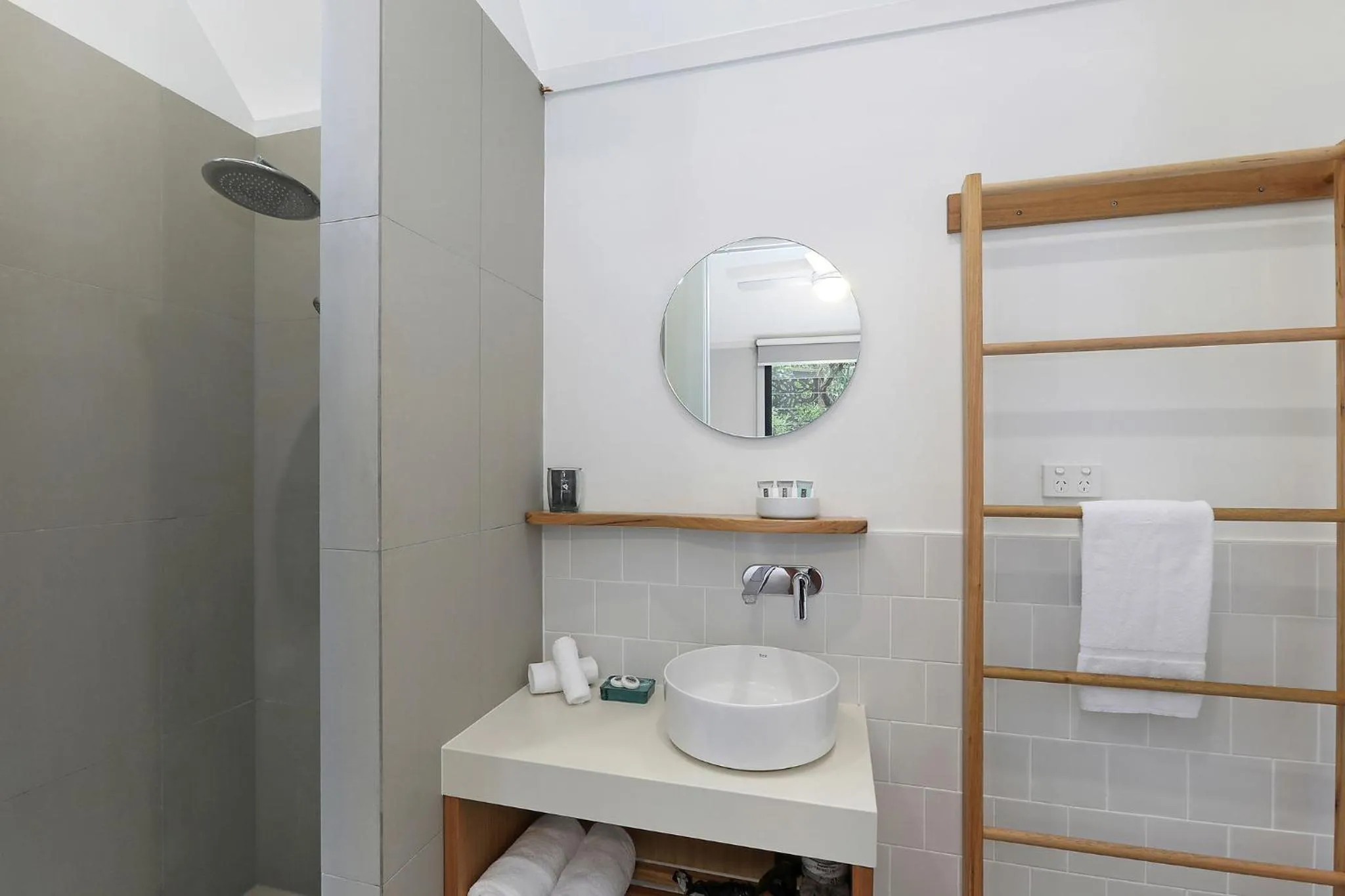 Bathroom in Reflections Byron Bay - Holiday Park