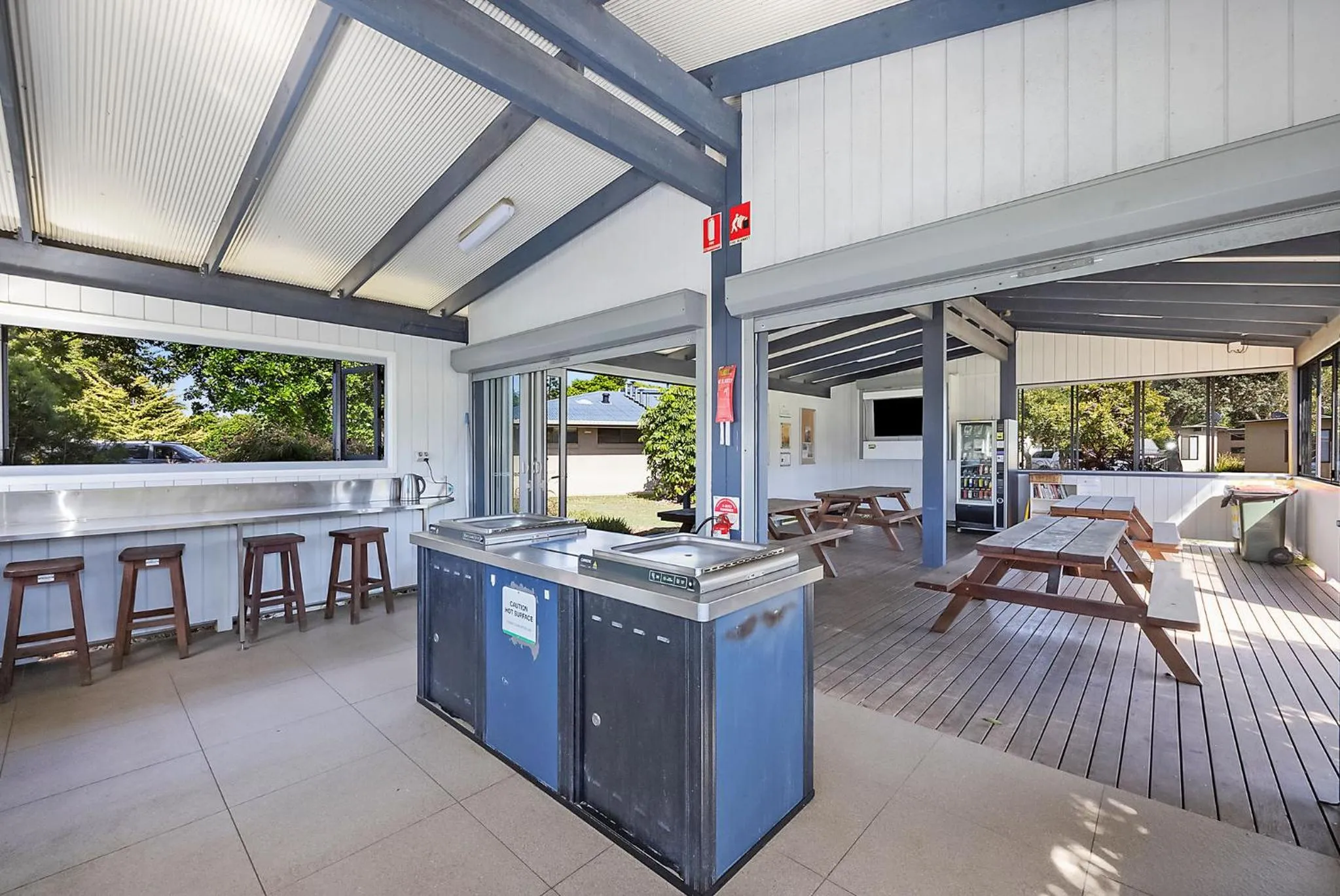 Communal lounge/ TV room in Reflections Lennox Head - Holiday Park