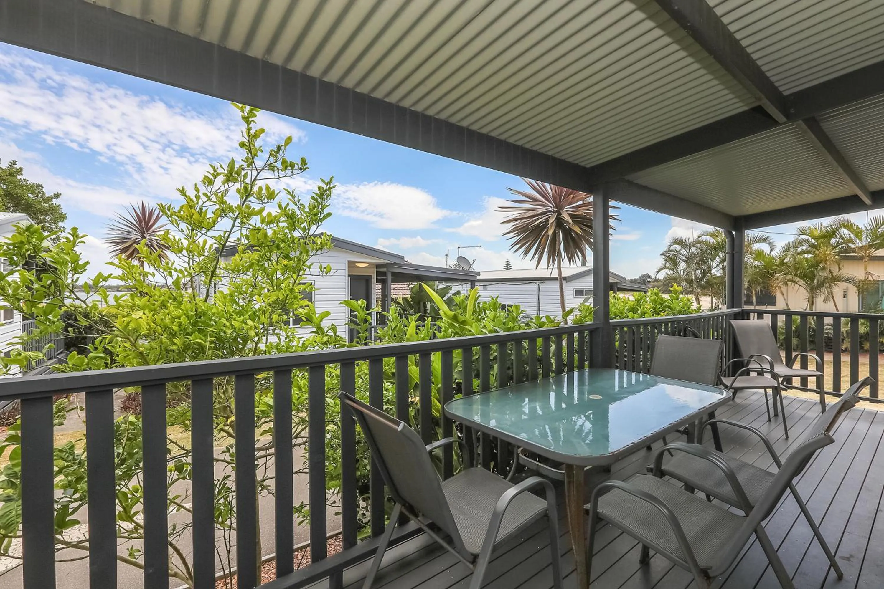 Balcony/Terrace in Reflections Shaws Bay - Holiday Park
