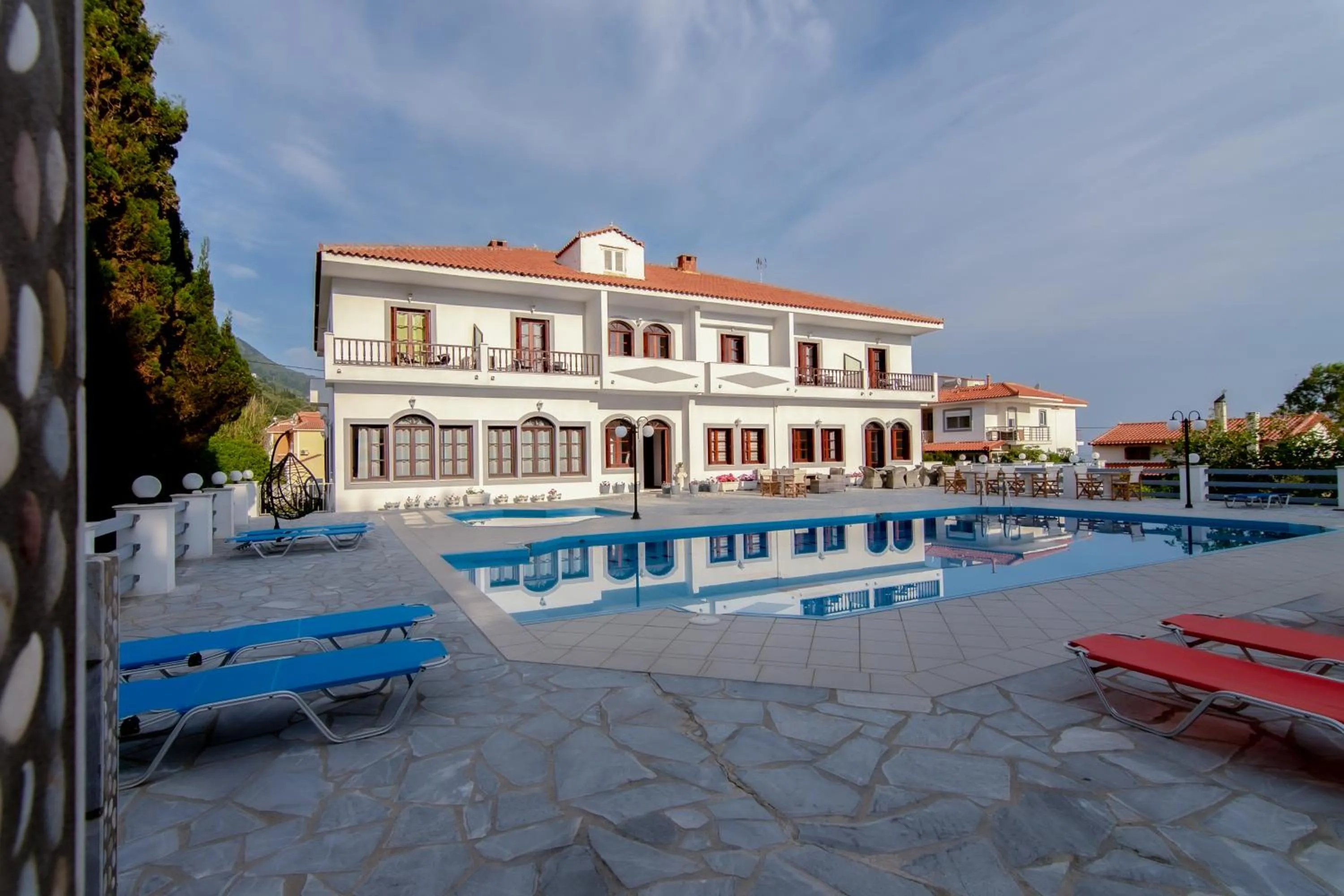 Swimming pool in Iro's Residence