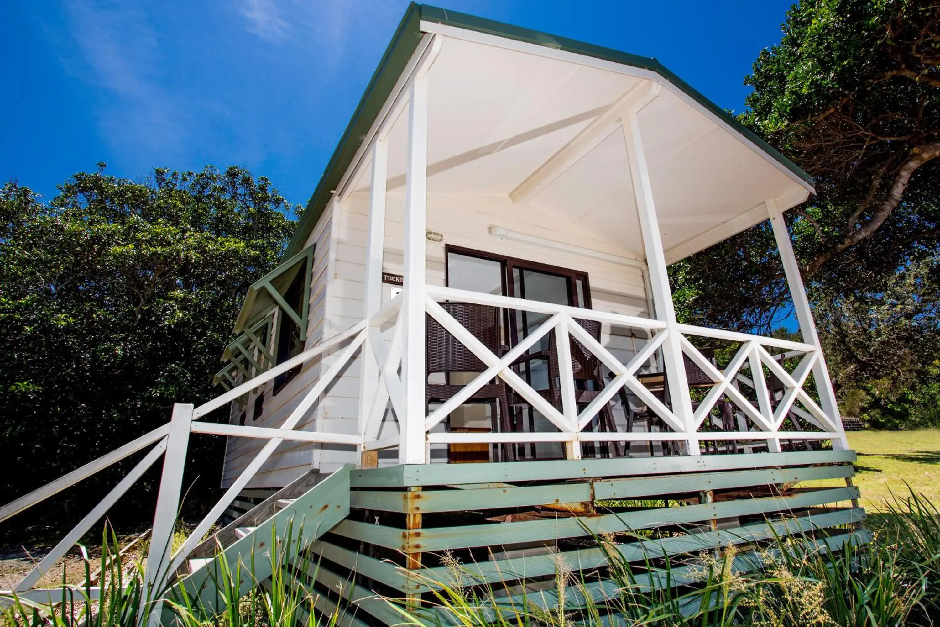 Standard Two-Bedroom Cabin in Reflections Red Rock - Holiday Park Standard Two-Bedroom Cabin in Reflections Red Rock - Holiday Park
