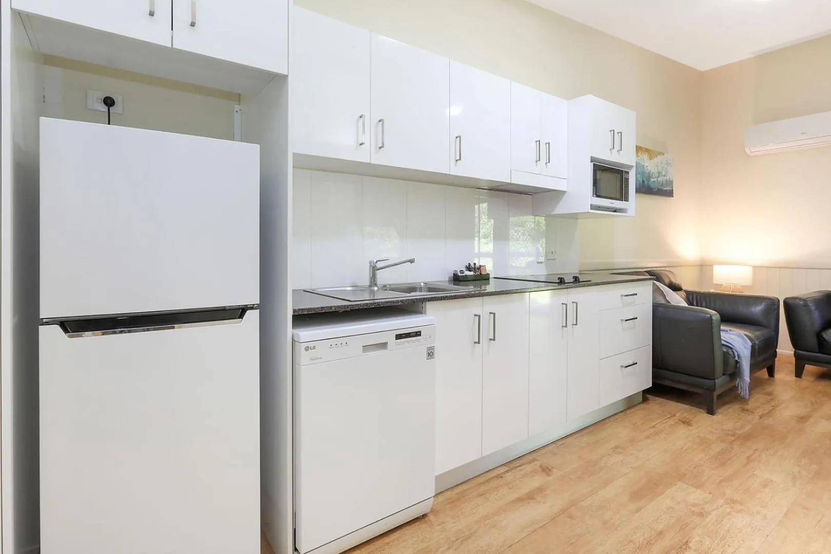 Kitchen or kitchenette in Reflections Corindi Beach - Holiday Park