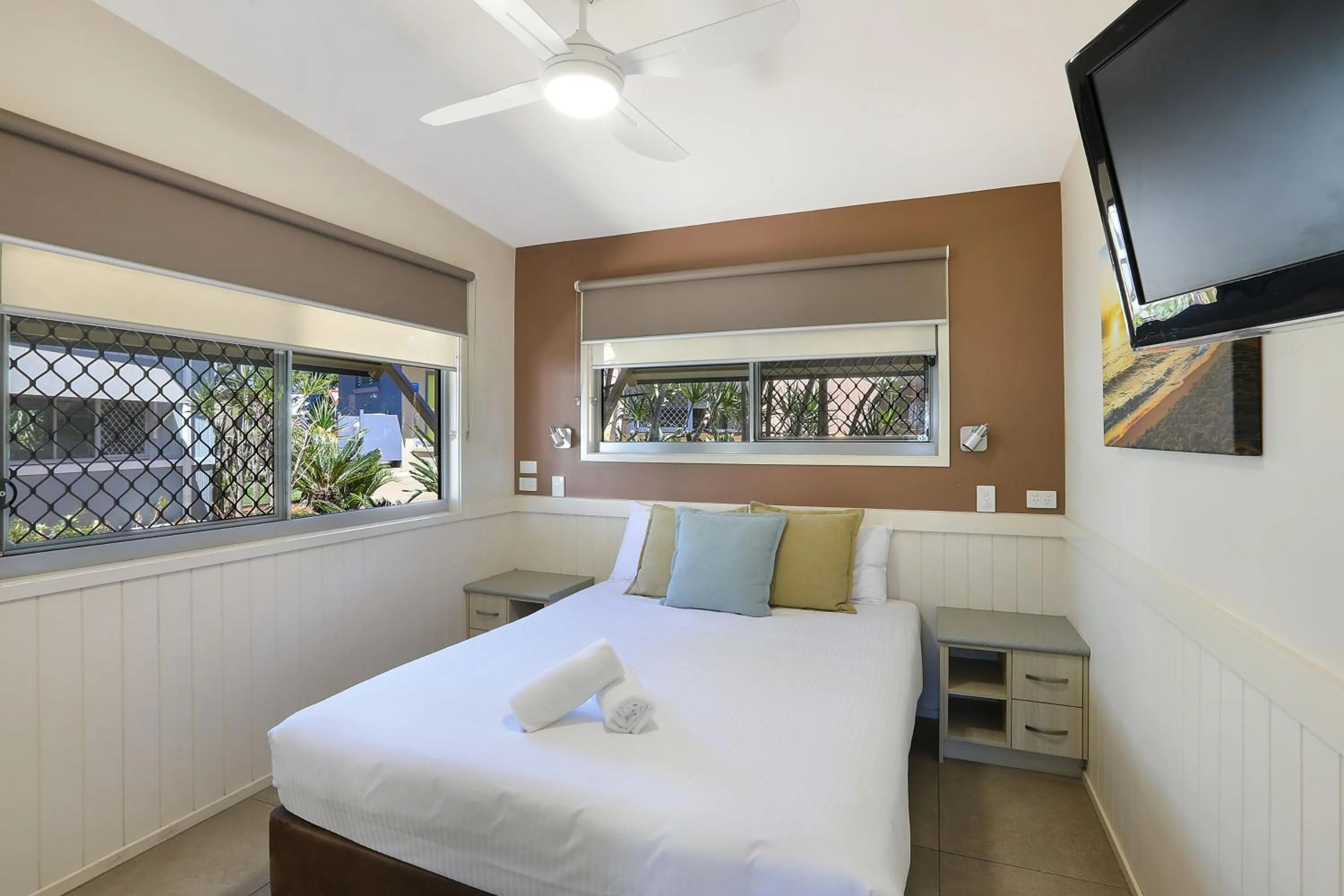 Bedroom, Bed in Reflections Urunga - Holiday Park