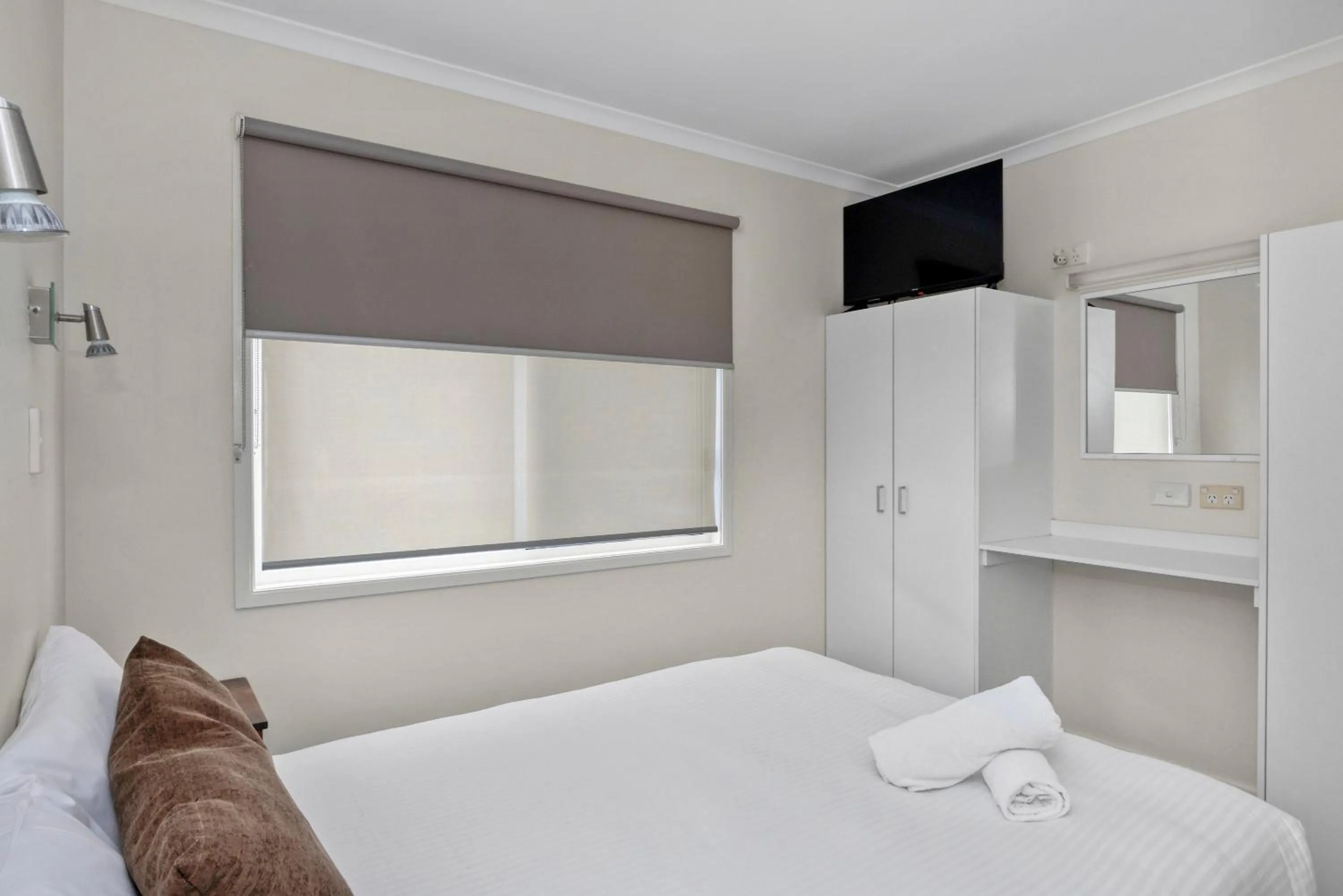 Bedroom, Bed in Reflections Urunga - Holiday Park