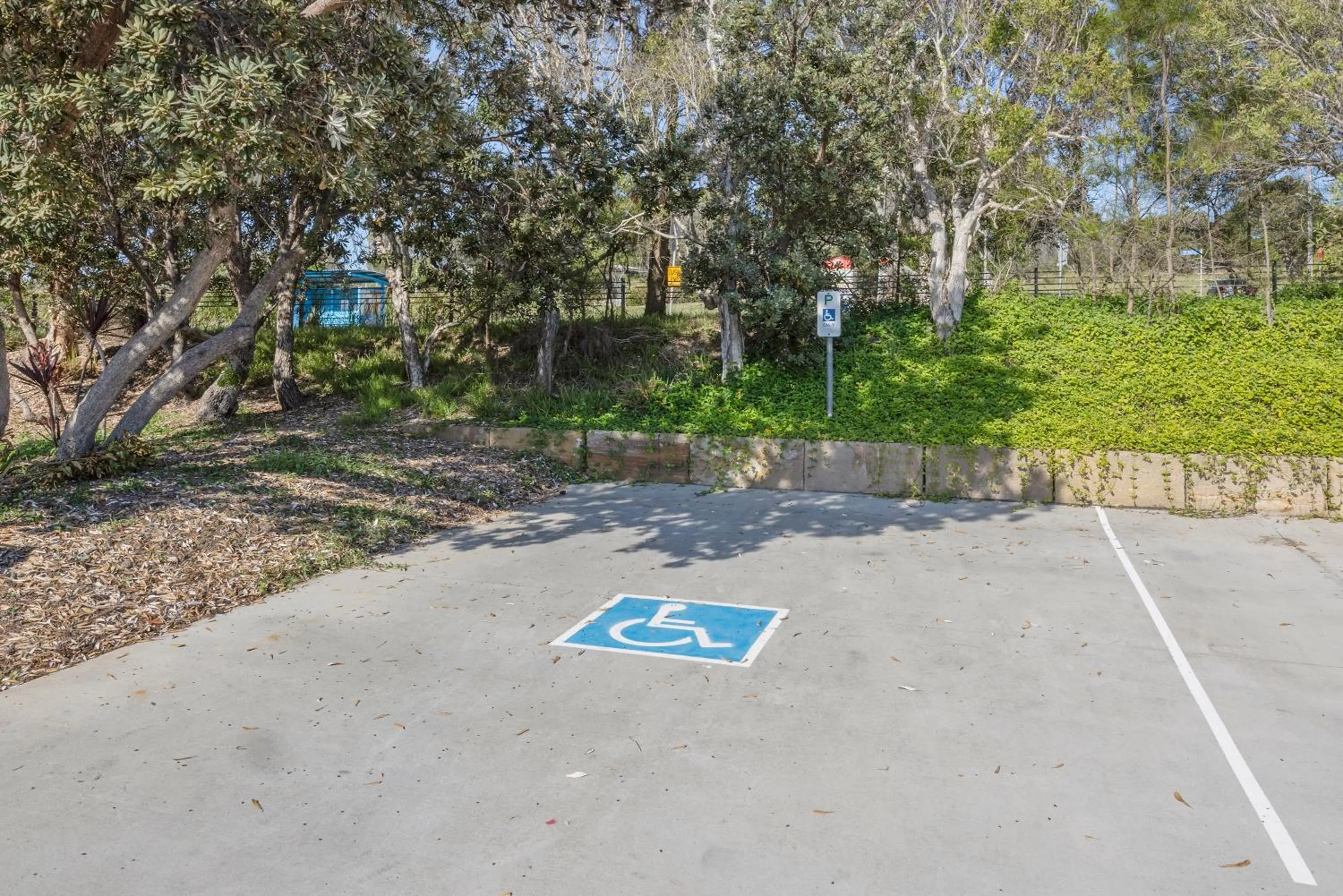 Parking in Reflections Bonny Hills - Holiday Park