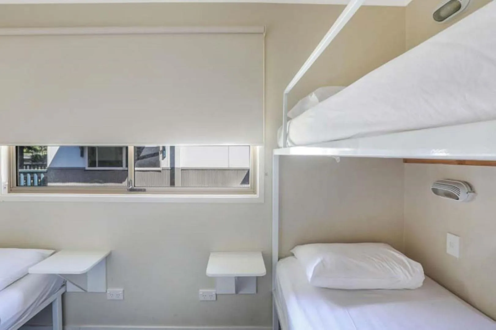 Bed in Reflections North Haven - Holiday Park