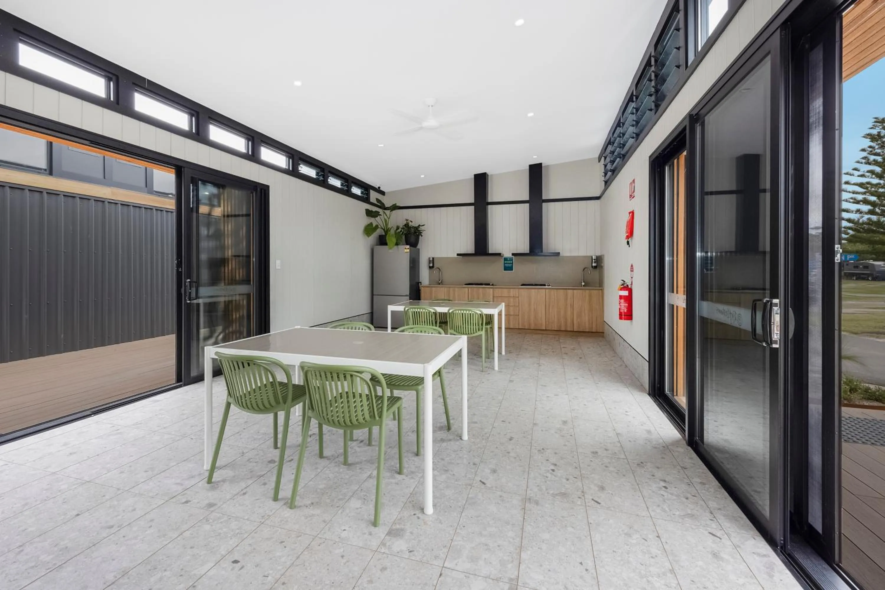 Communal kitchen in Reflections Forster Beach - Holiday Park