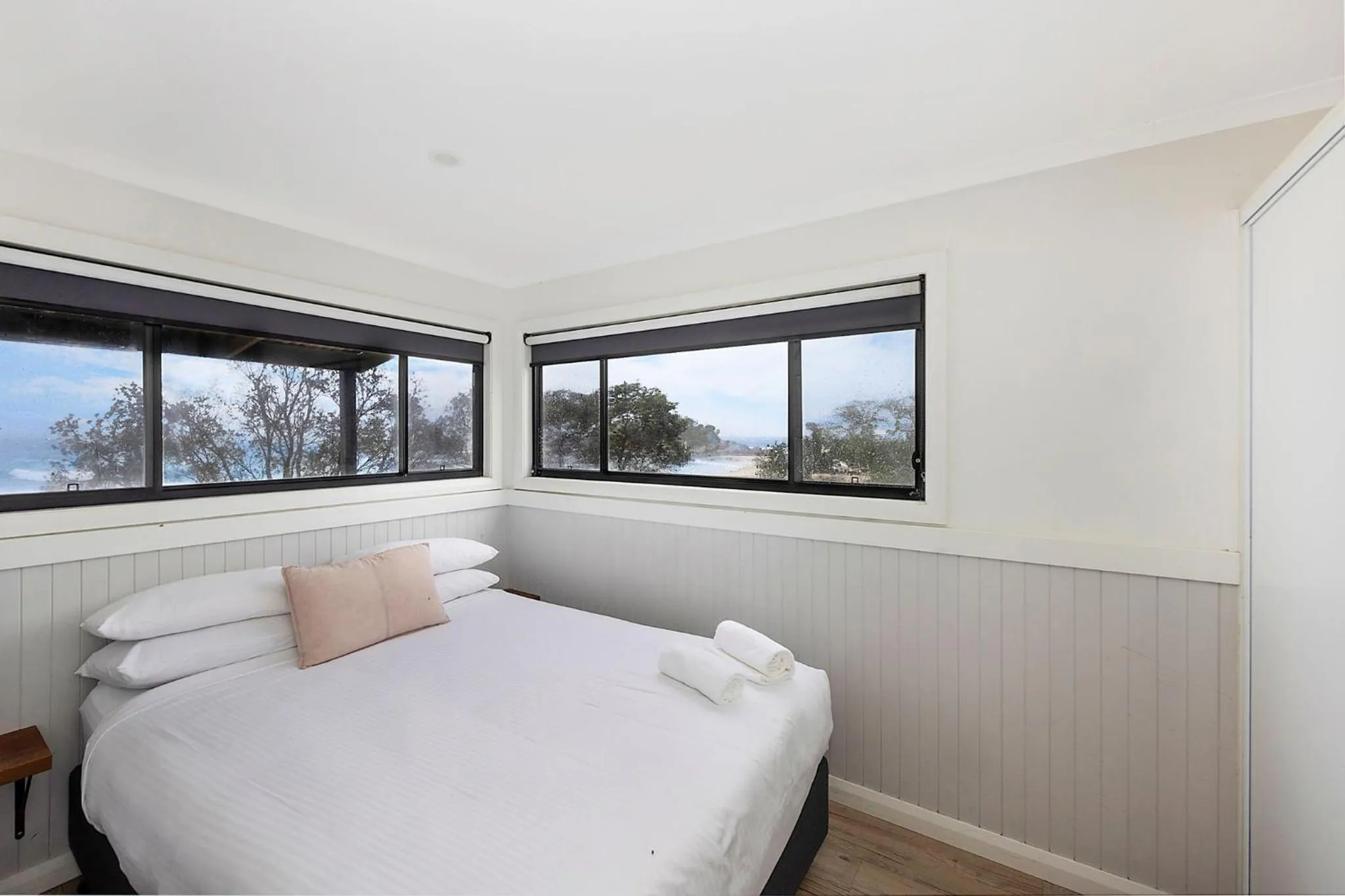 Bedroom, Bed in Reflections Seal Rocks - Holiday Park