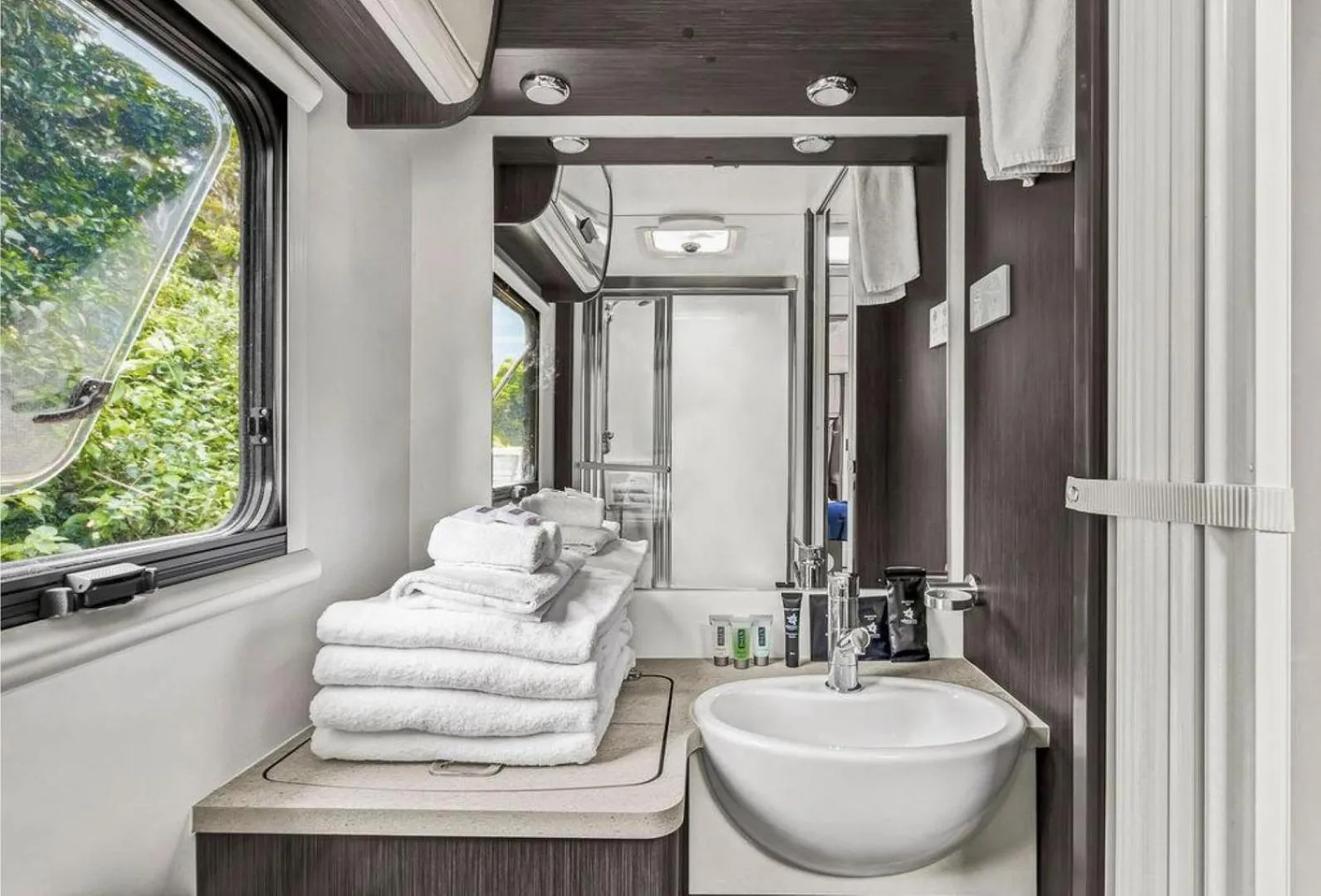 Bathroom in Reflections Seal Rocks - Holiday Park